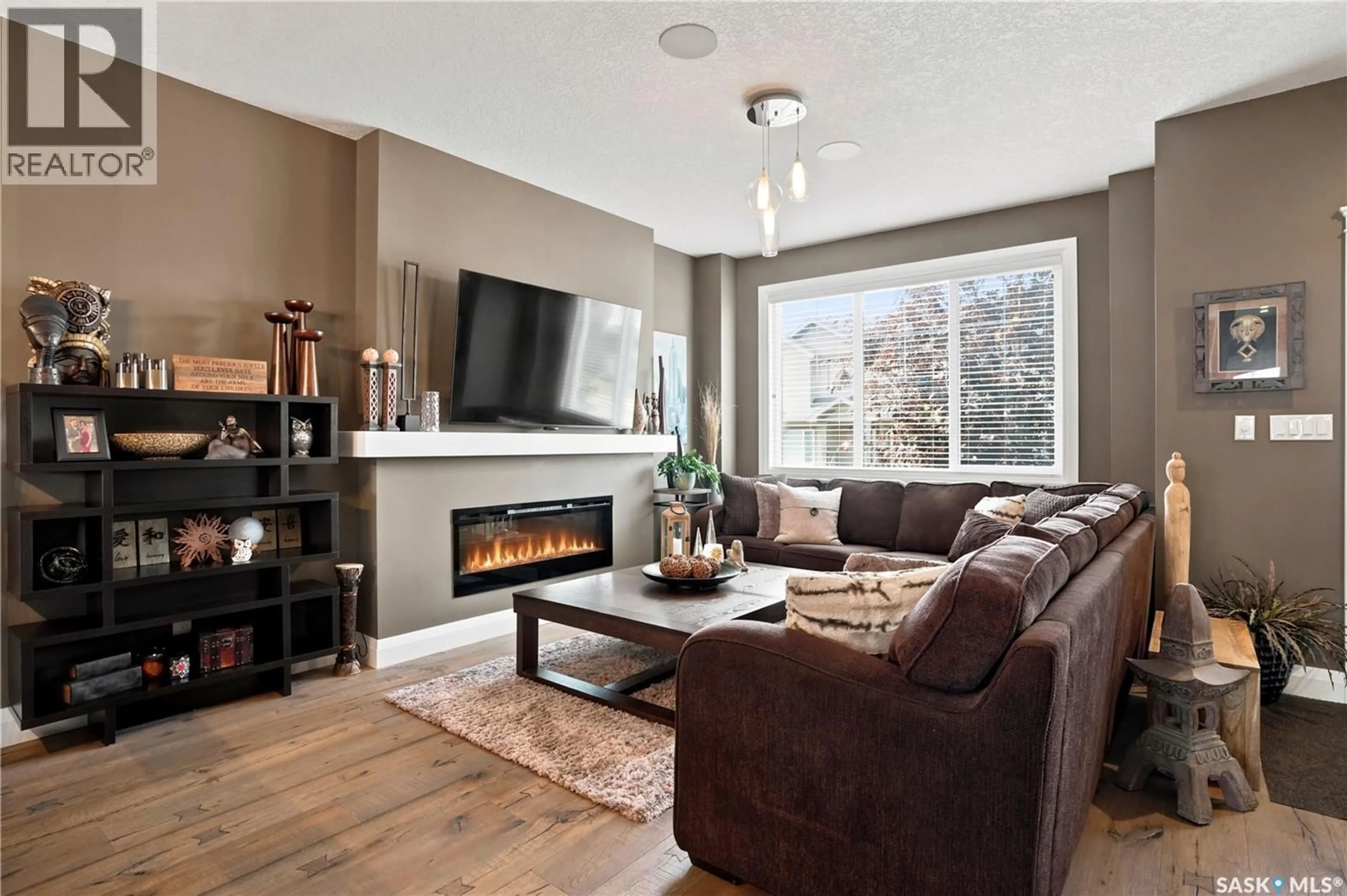 Living room with furniture, unknown for 5413 GREEN SILVERBERRY DRIVE, Regina Saskatchewan S4V3M5