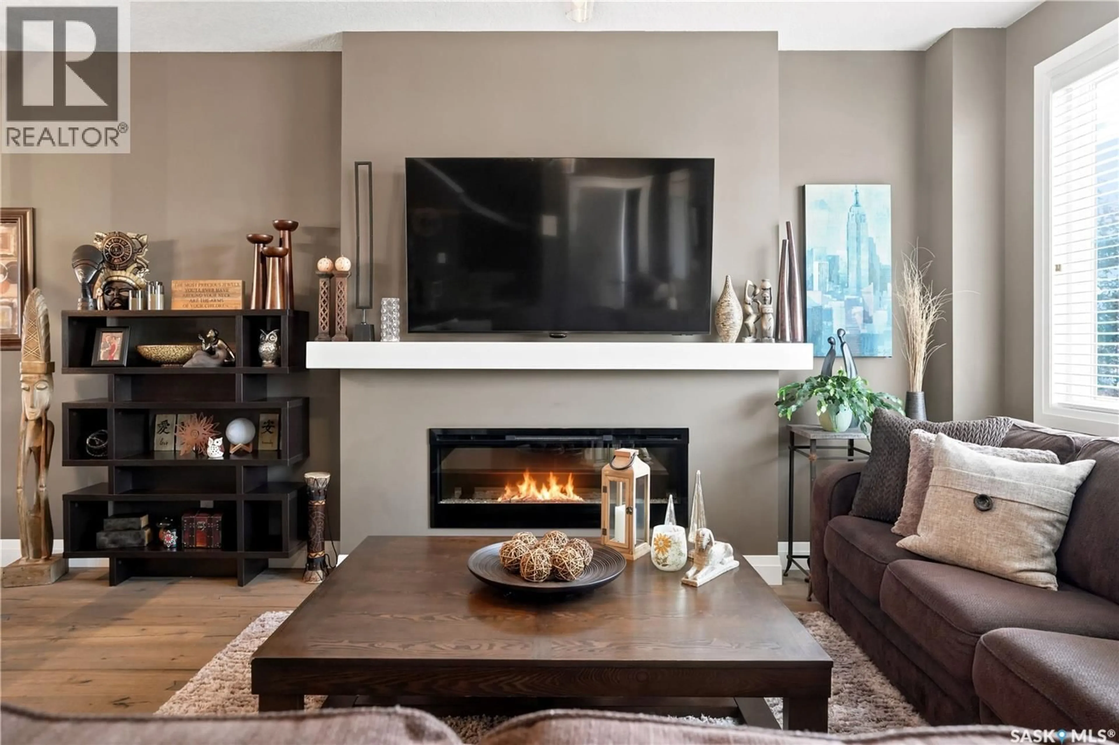 Living room with furniture, unknown for 5413 GREEN SILVERBERRY DRIVE, Regina Saskatchewan S4V3M5