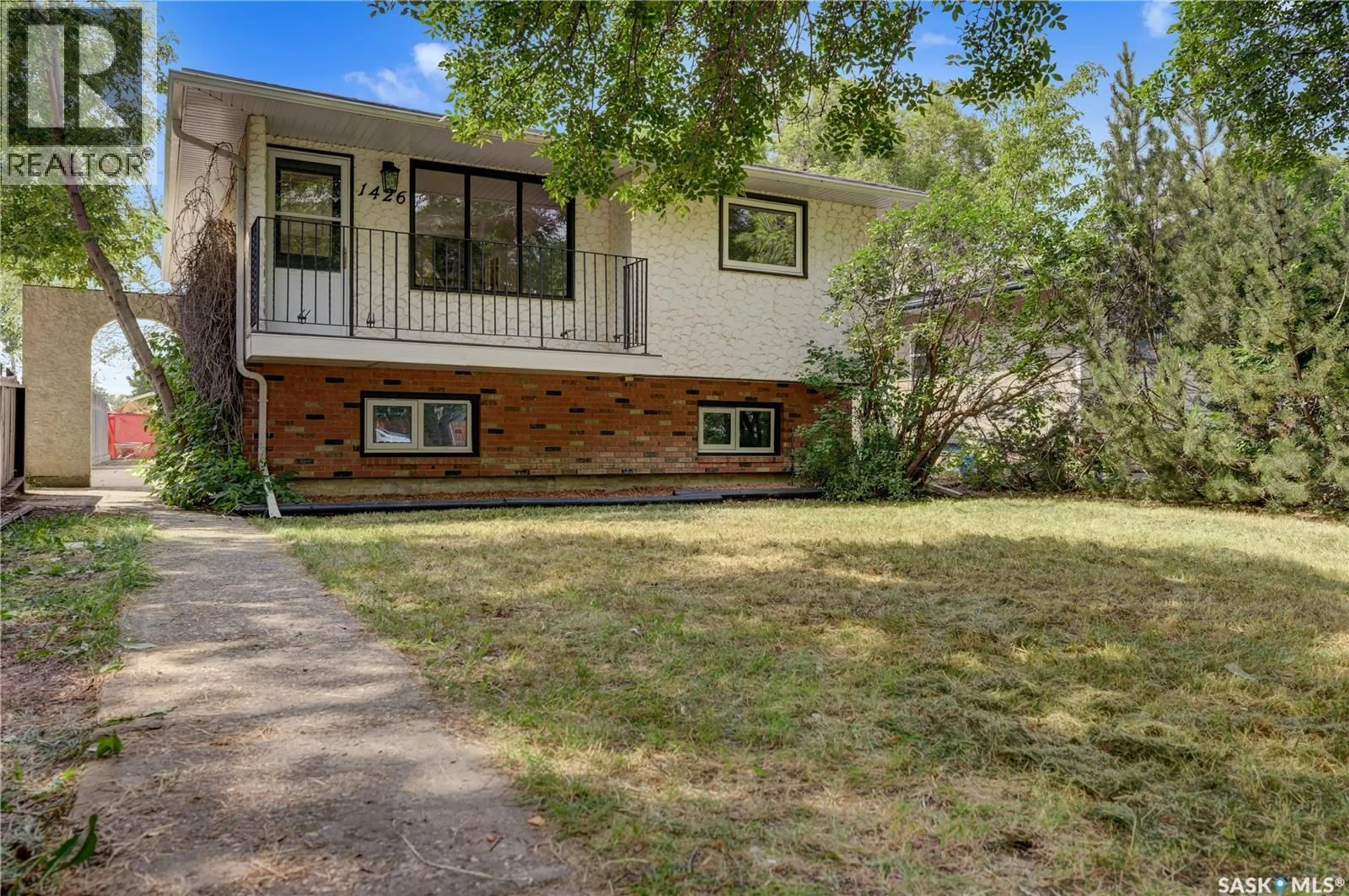 Unknown for 1426 SOUTHAM STREET, Regina Saskatchewan S4T6T7