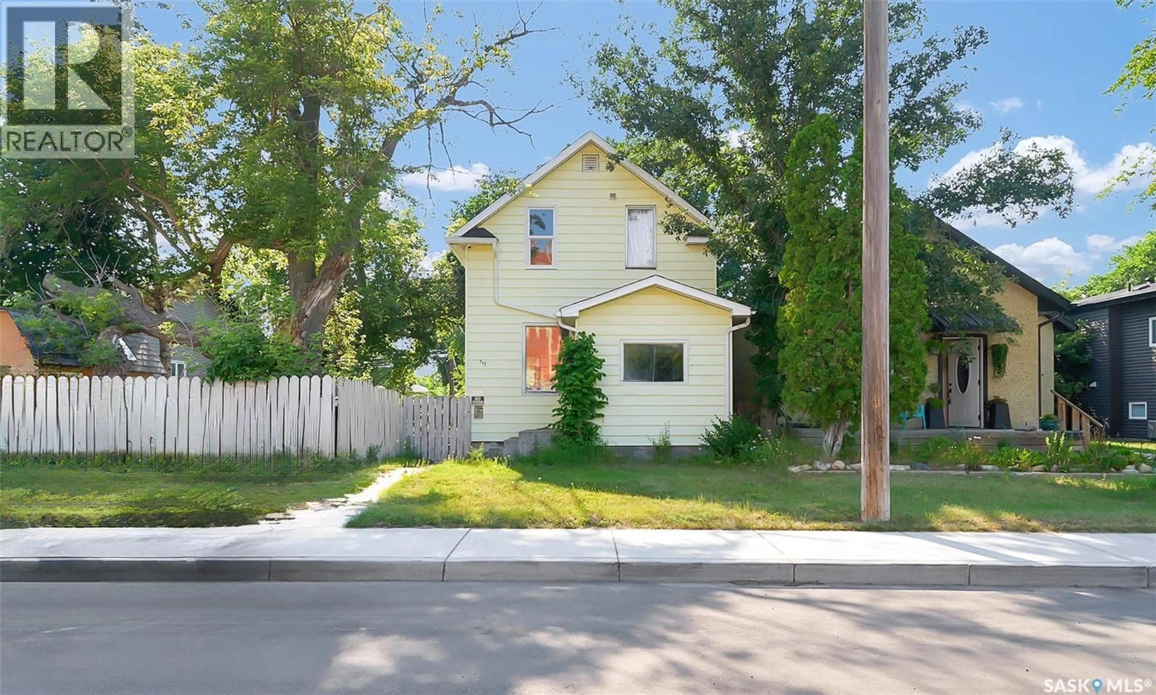 Unknown for 713 L AVENUE, Saskatoon Saskatchewan S7M2H8