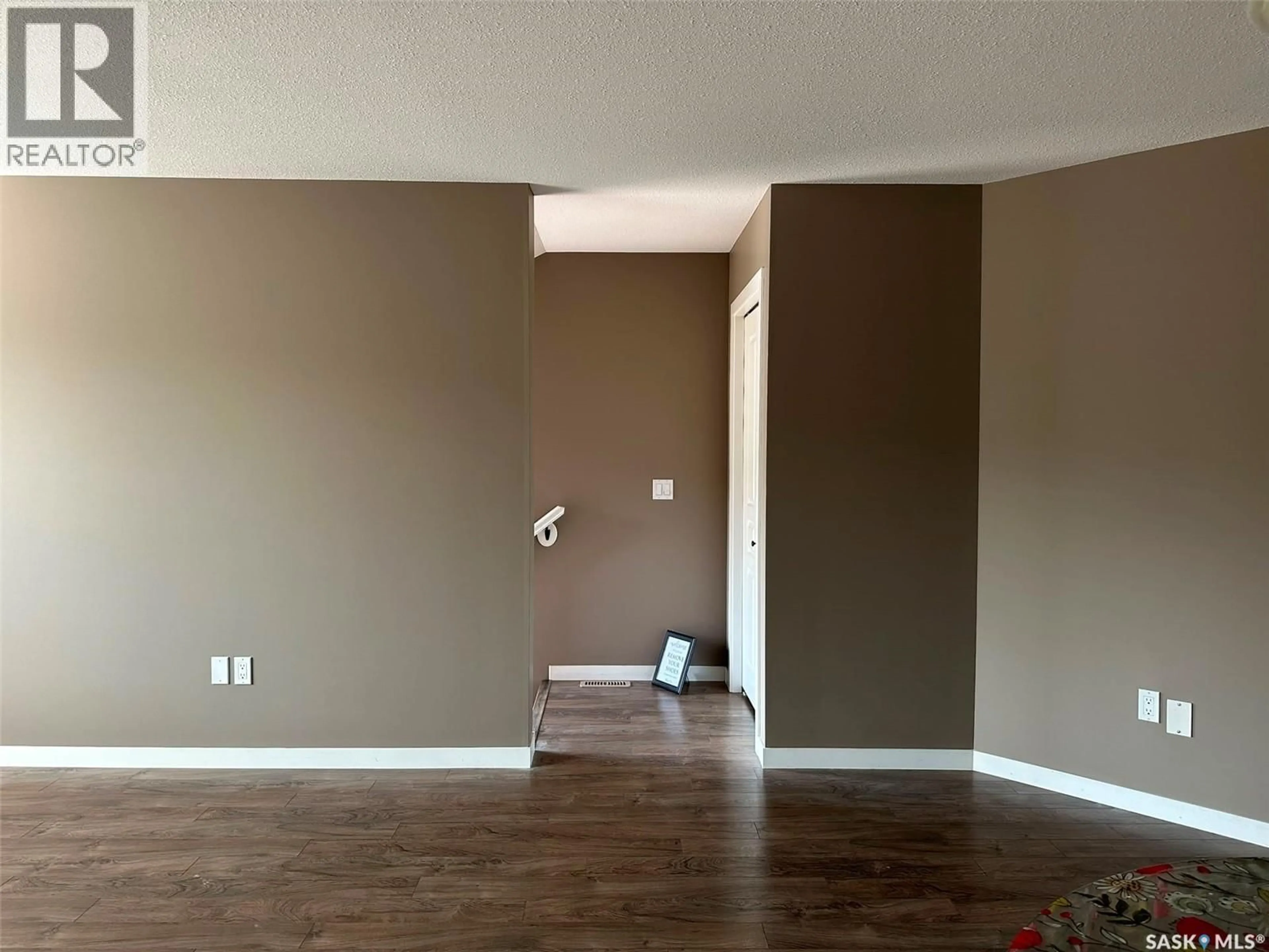 A pic of a room for 8 - 5004 JAMES HILL ROAD, Regina Saskatchewan S4W0B8