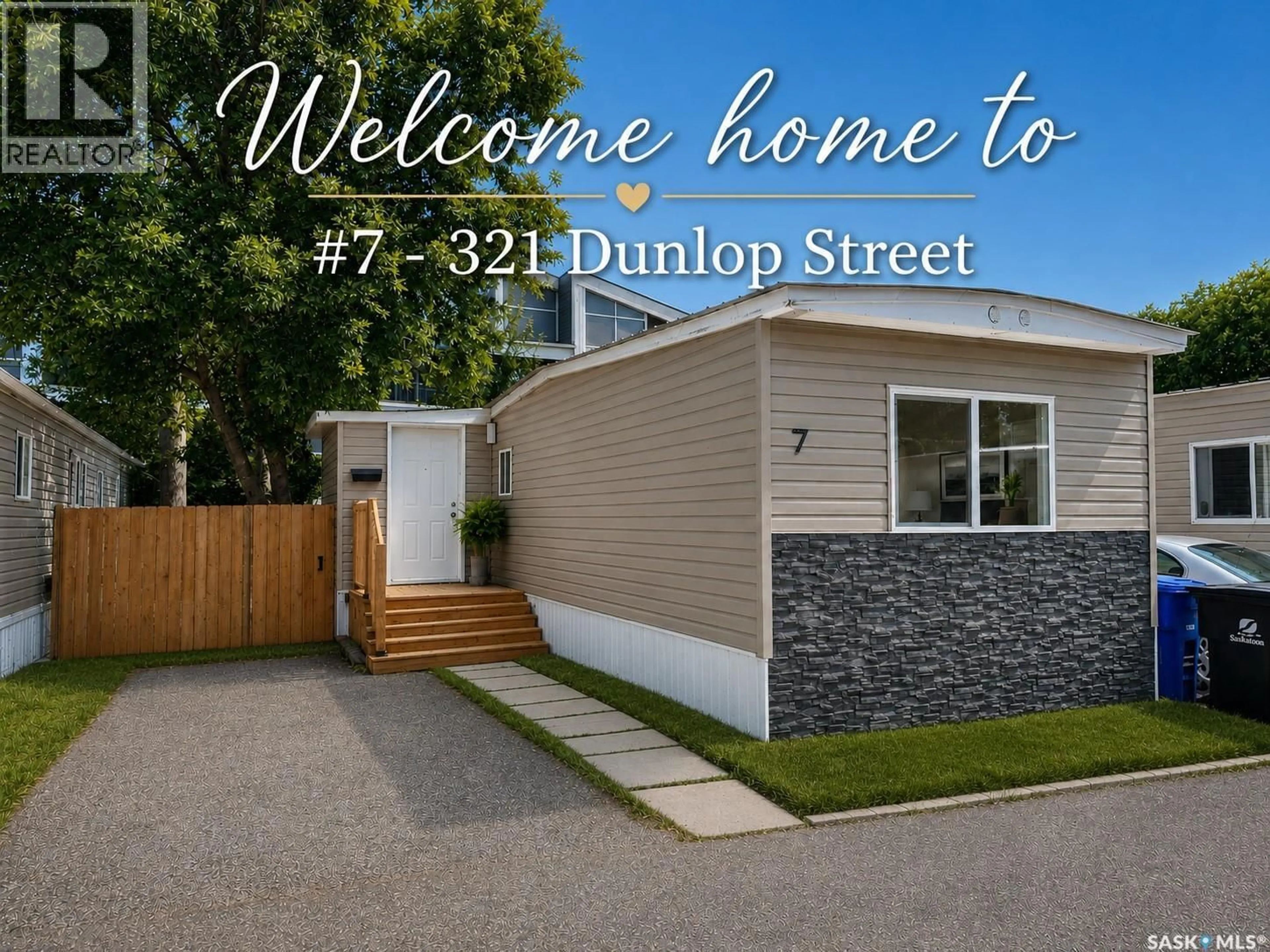 Home with vinyl exterior material, street for 7 321 DUNLOP STREET, Saskatoon Saskatchewan S7N2P7