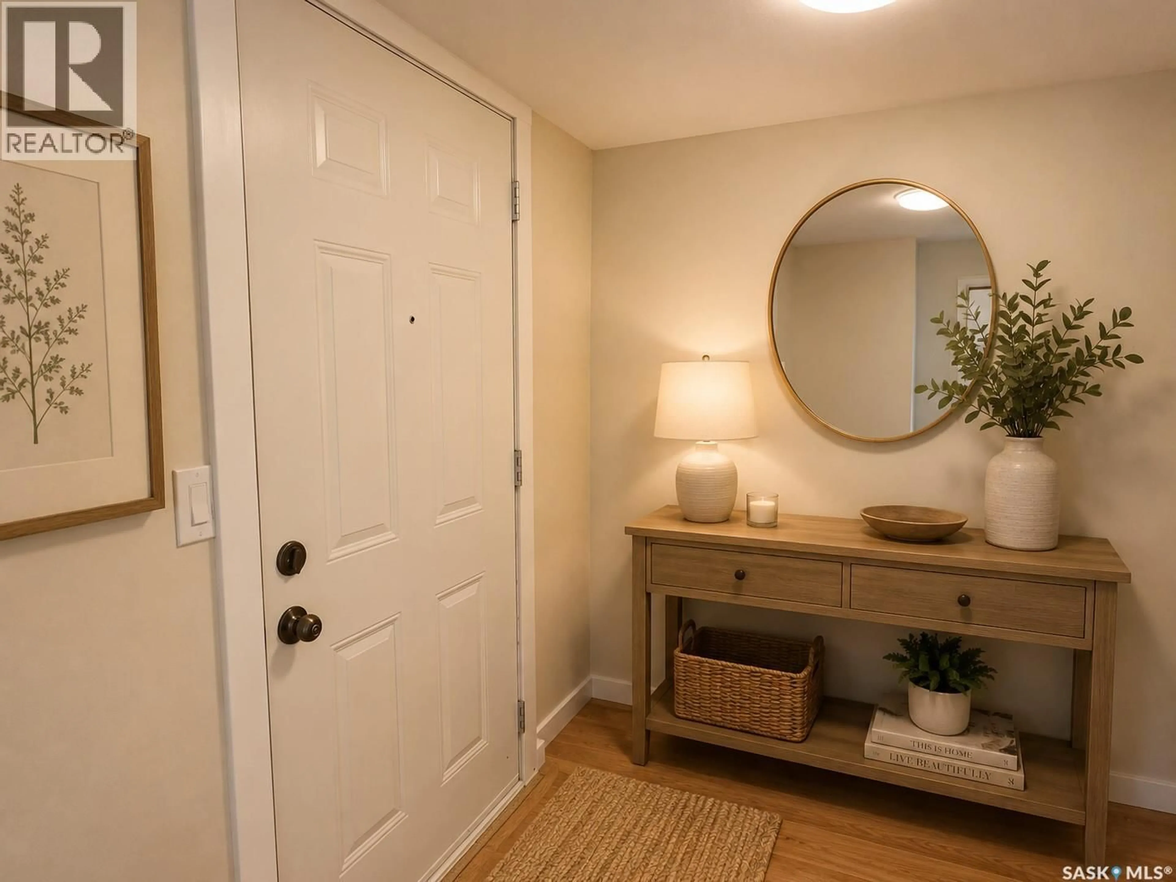 Indoor entryway for 7 321 DUNLOP STREET, Saskatoon Saskatchewan S7N2P7