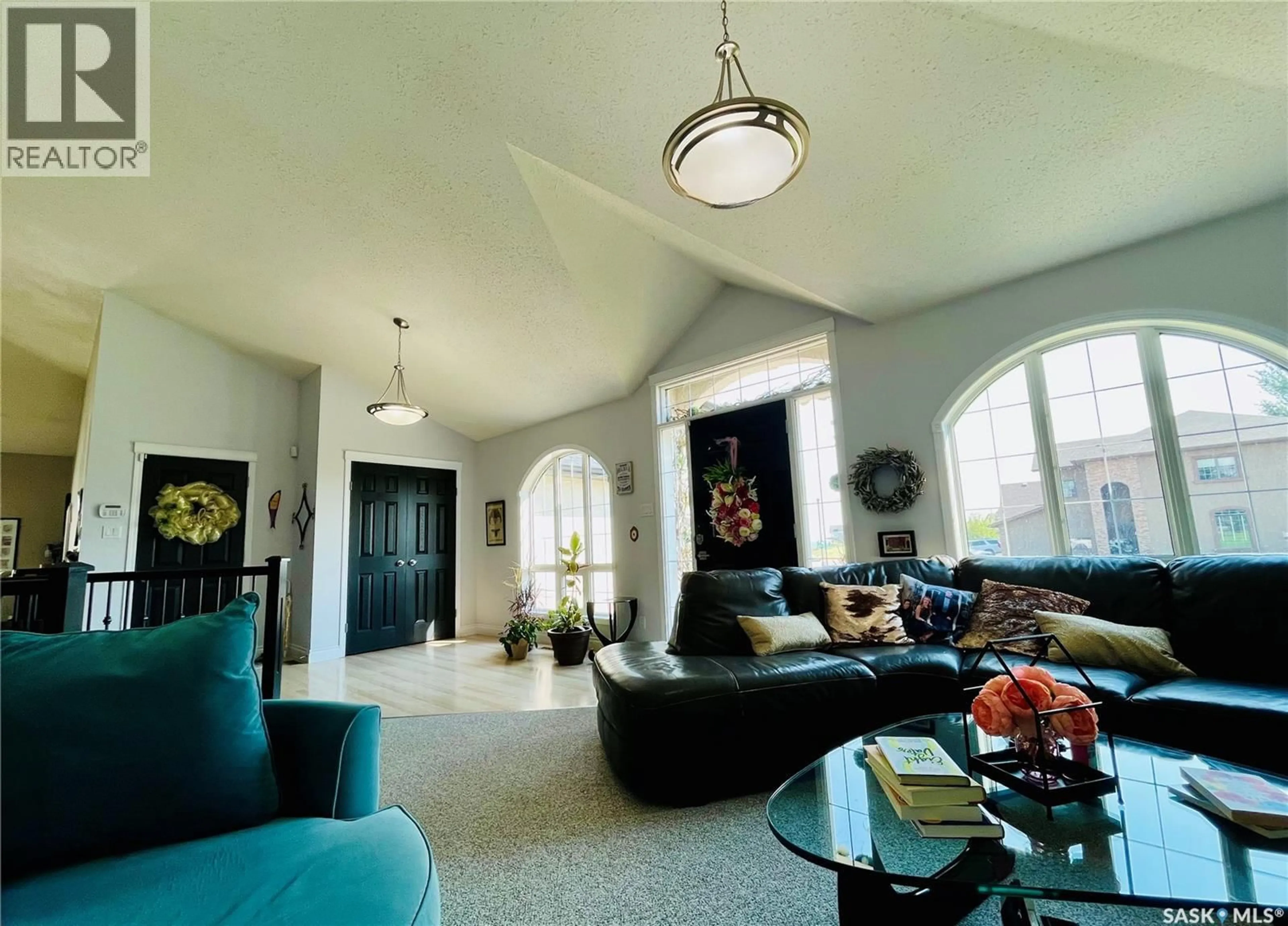 Living room with furniture, unknown for 627 HIGHLAND DRIVE, Swift Current Saskatchewan S9H4Z5