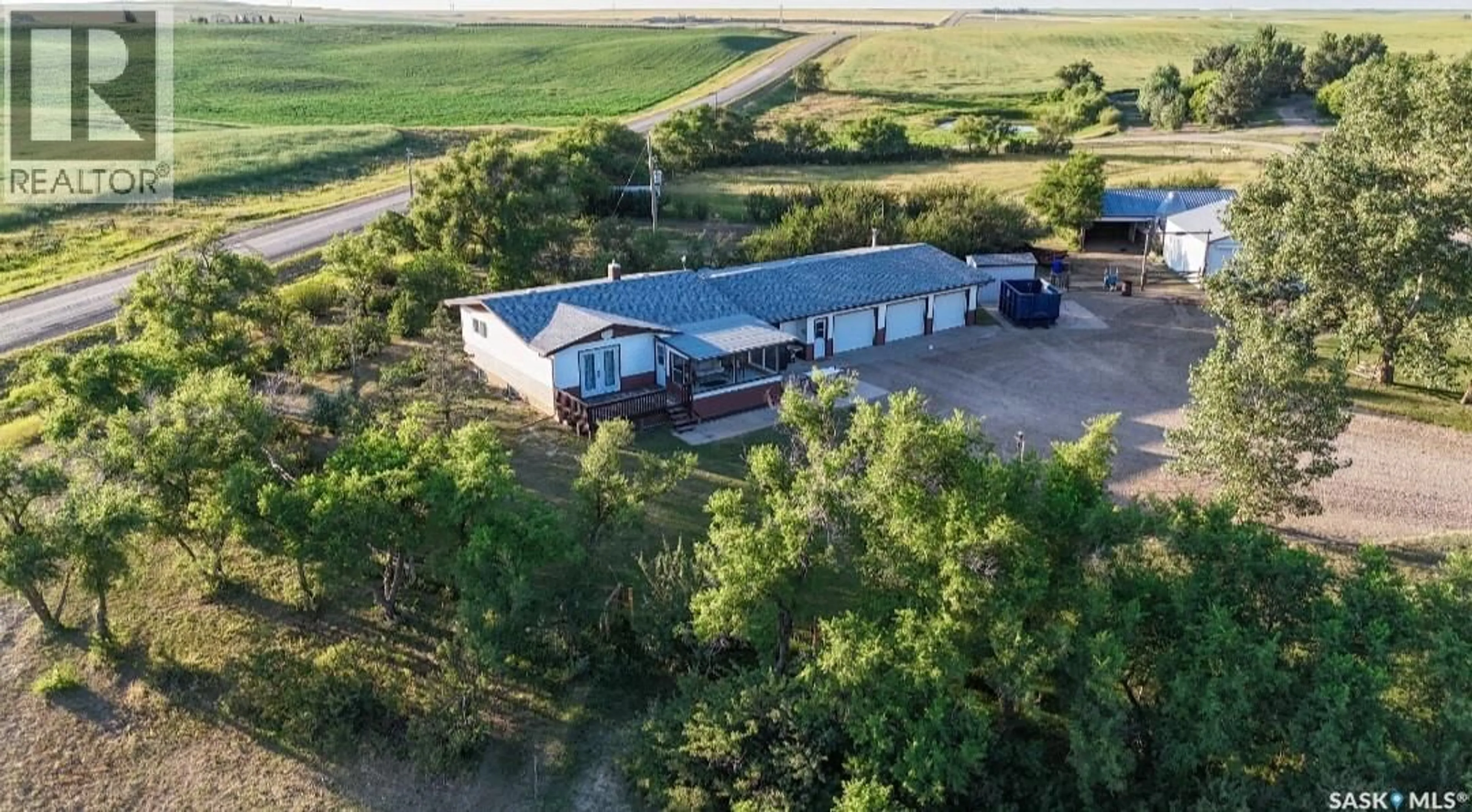 A pic from outside/outdoor area/front of a property/back of a property/a pic from drone, building for ANDERSON ACRES, Swift Current Rm No. 137 Saskatchewan S9H4M7