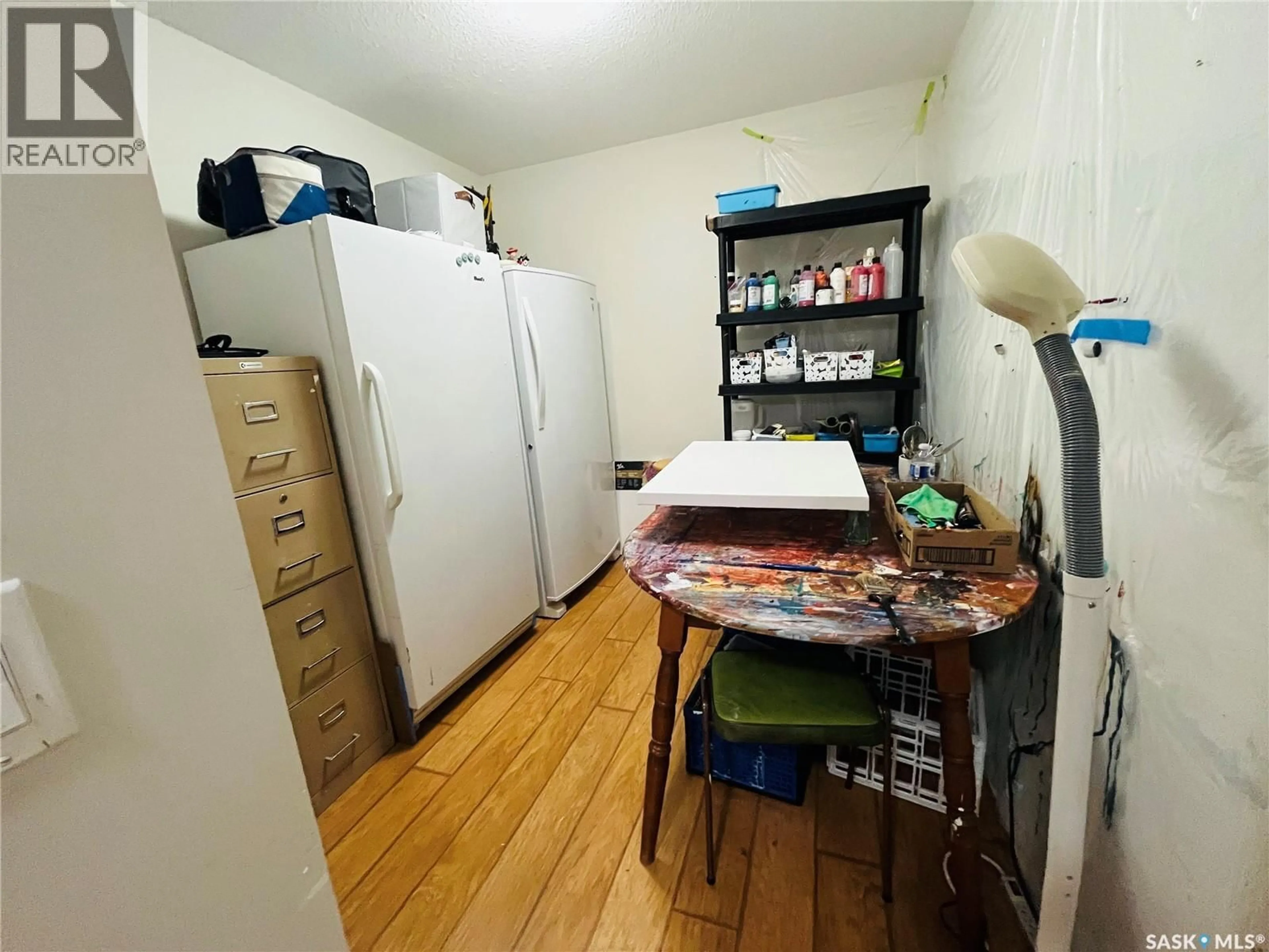 A pic of a room for 102 825 GLADSTONE STREET E, Swift Current Saskatchewan S9H5P1