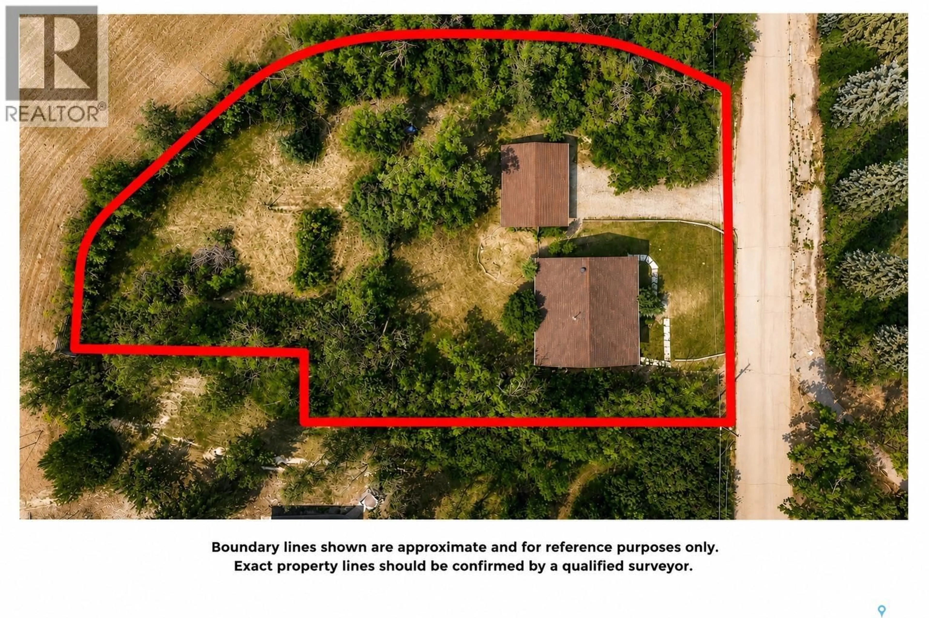 A pic from outside/outdoor area/front of a property/back of a property/a pic from drone, unknown for 347 WELLESLEY STREET, Moose Jaw Saskatchewan S6H6A2