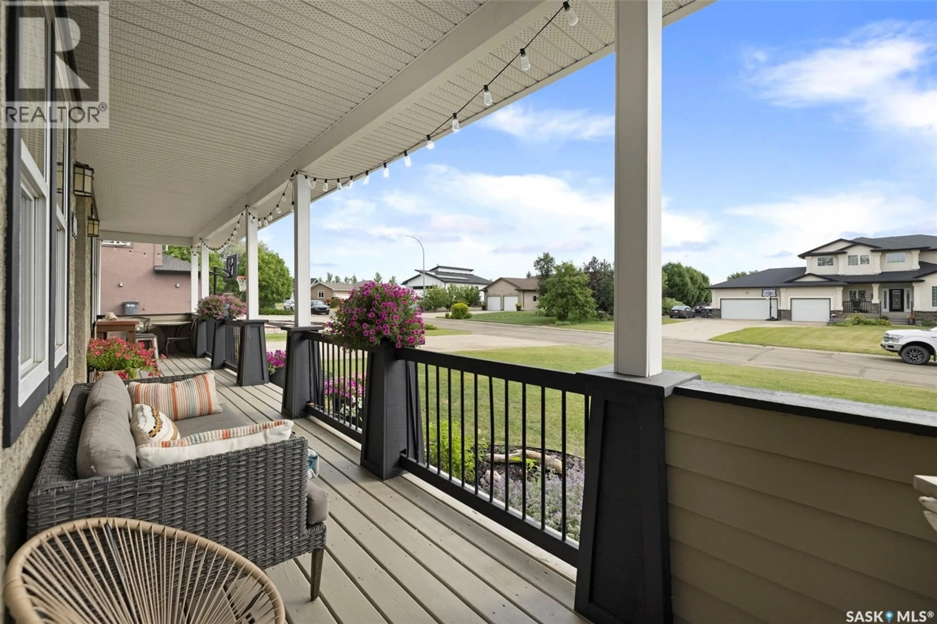 Patio, water/lake/river/ocean view for 68 DEERCREST RUN, Lumsden Rm No. 189 Saskatchewan S2V1B8