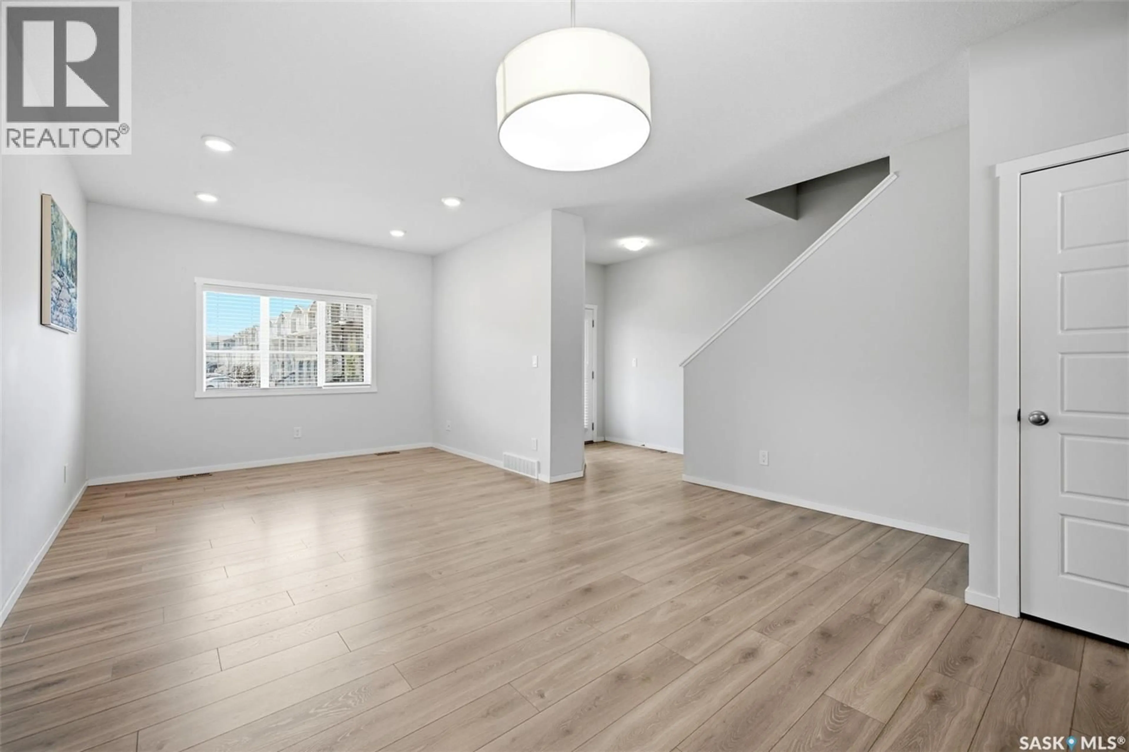 A pic of a room for E - 5116 PRIMROSE GREEN DRIVE, Regina Saskatchewan S4V3S5