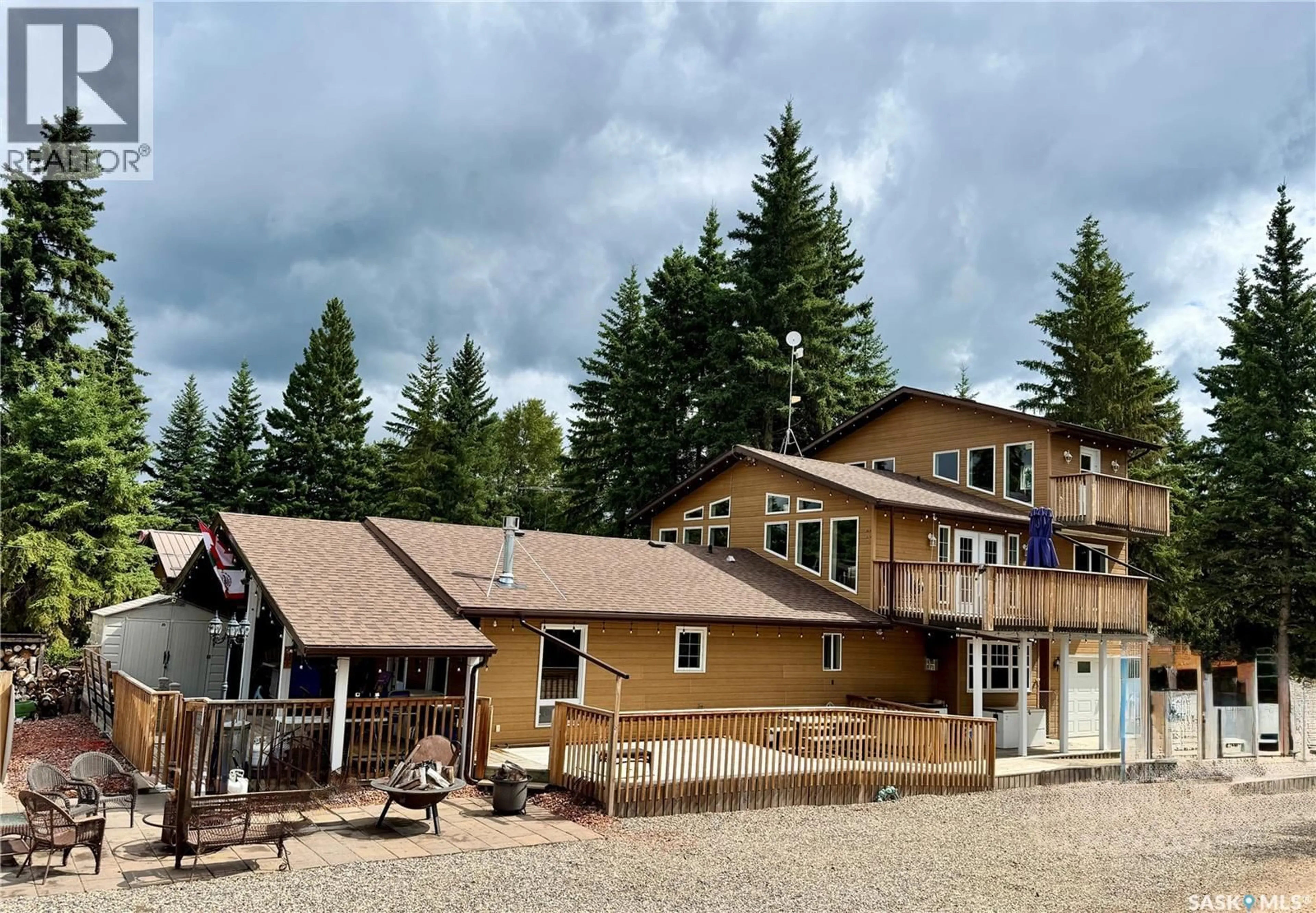 A pic from outside/outdoor area/front of a property/back of a property/a pic from drone, unknown for 26 MATHEWS CRESCENT, Turtle View Saskatchewan S0M0Y0