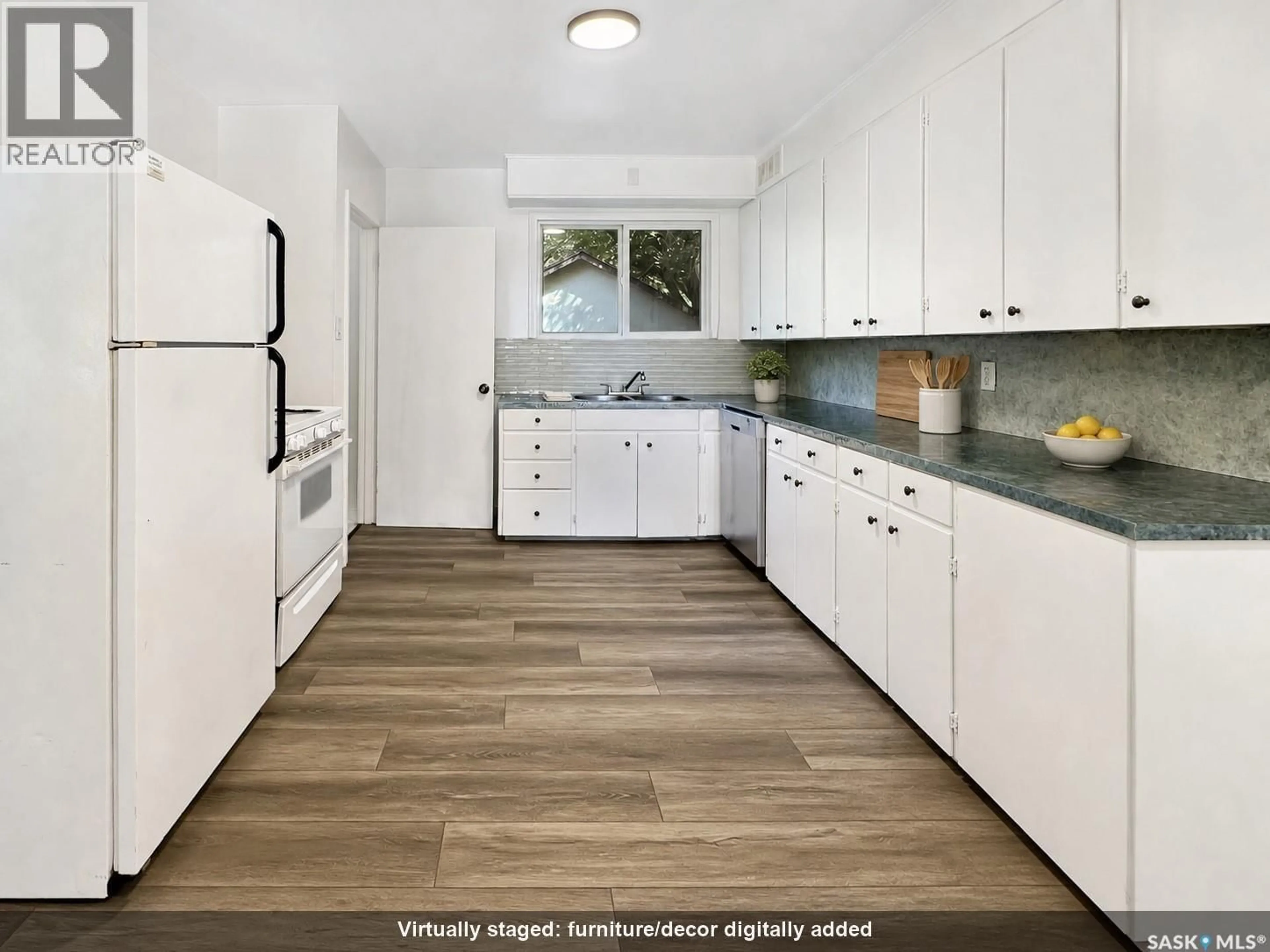 Standard kitchen, unknown for 1872 101ST STREET, North Battleford Saskatchewan S9A1B1