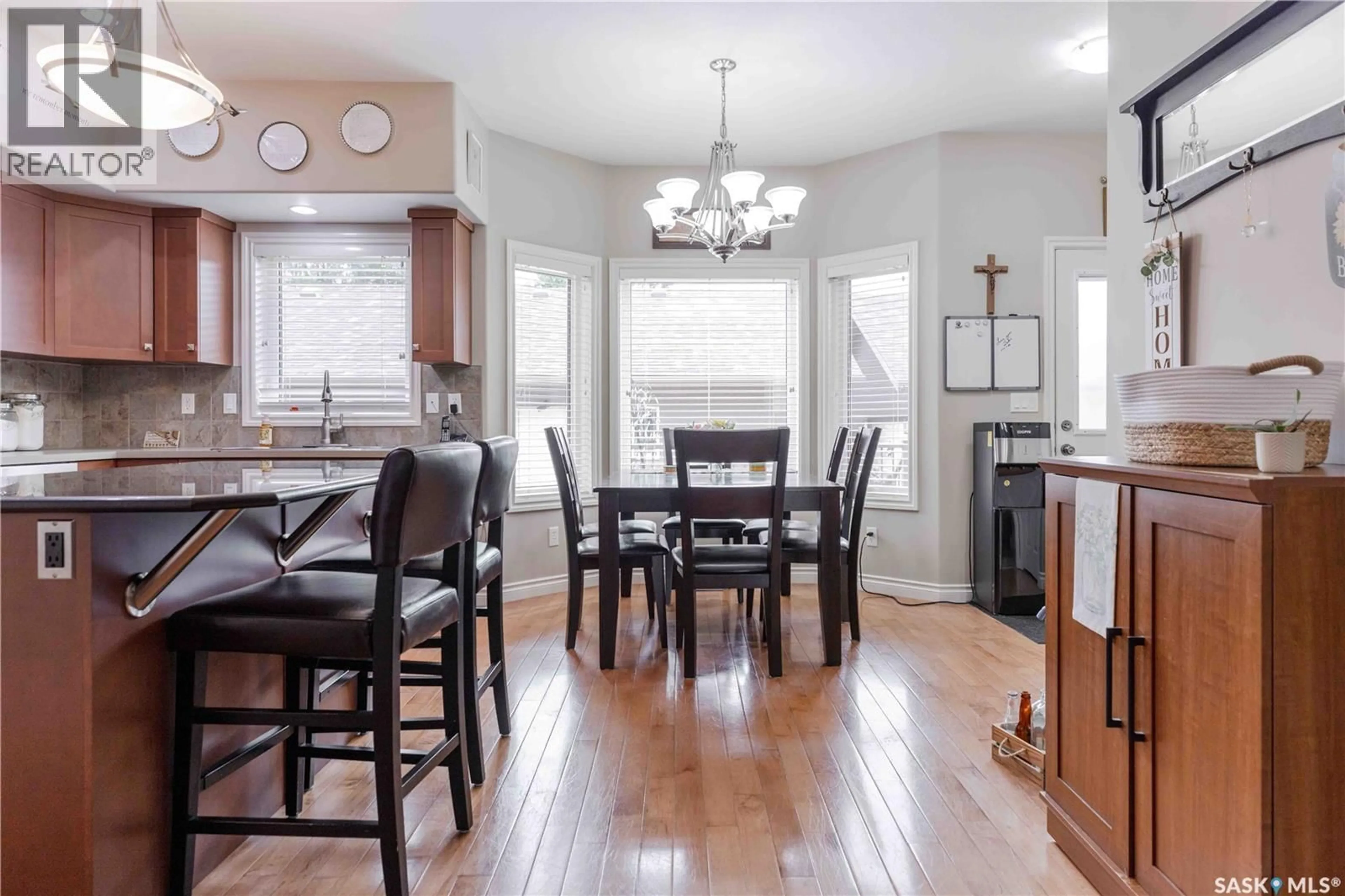 Open concept kitchen, unknown for 107 GALLOWAY ROAD, Saskatoon Saskatchewan S7T0G2