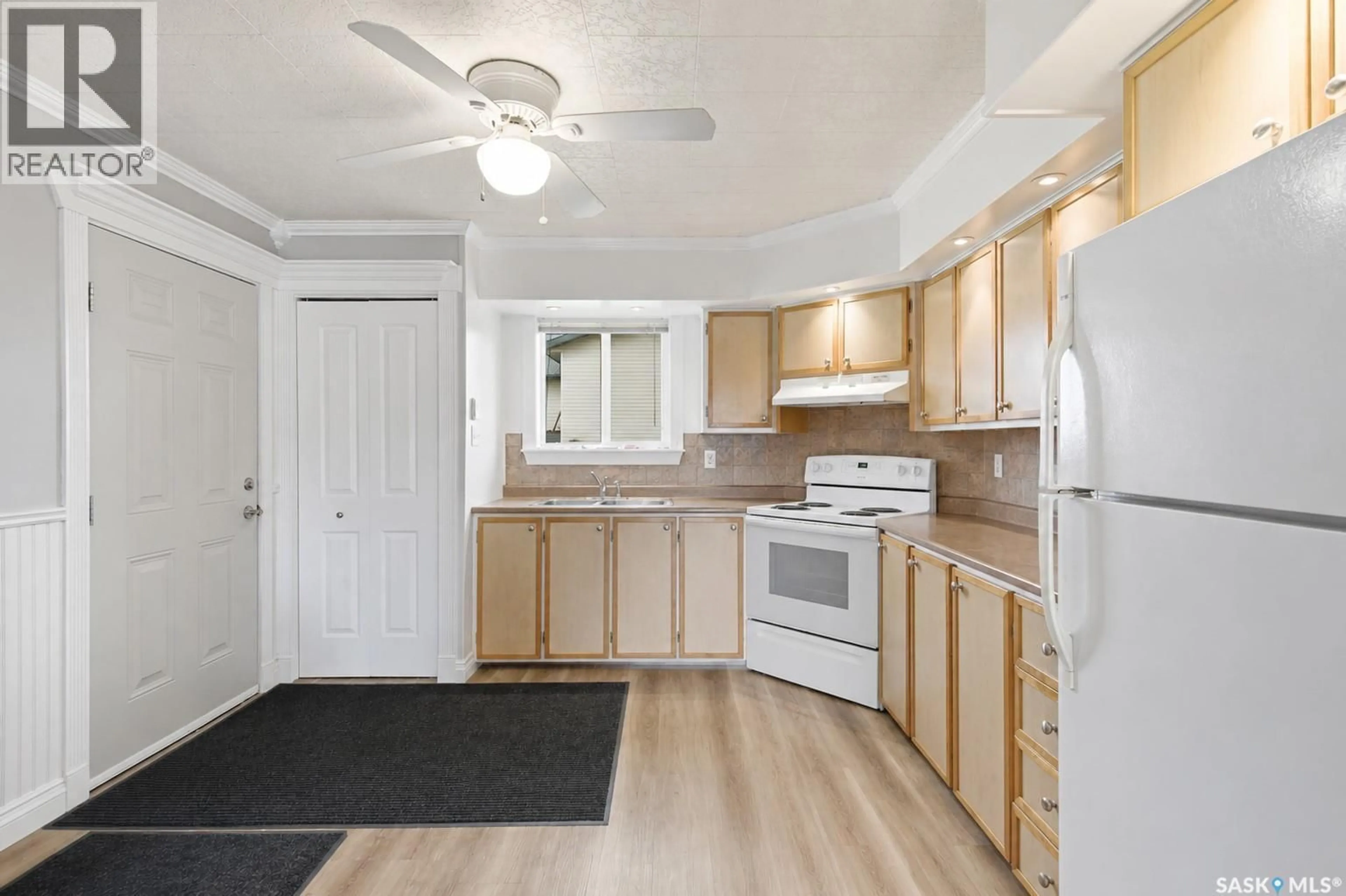 Standard kitchen, unknown for 157 4TH STREET, Pierceland Saskatchewan S0M2K0