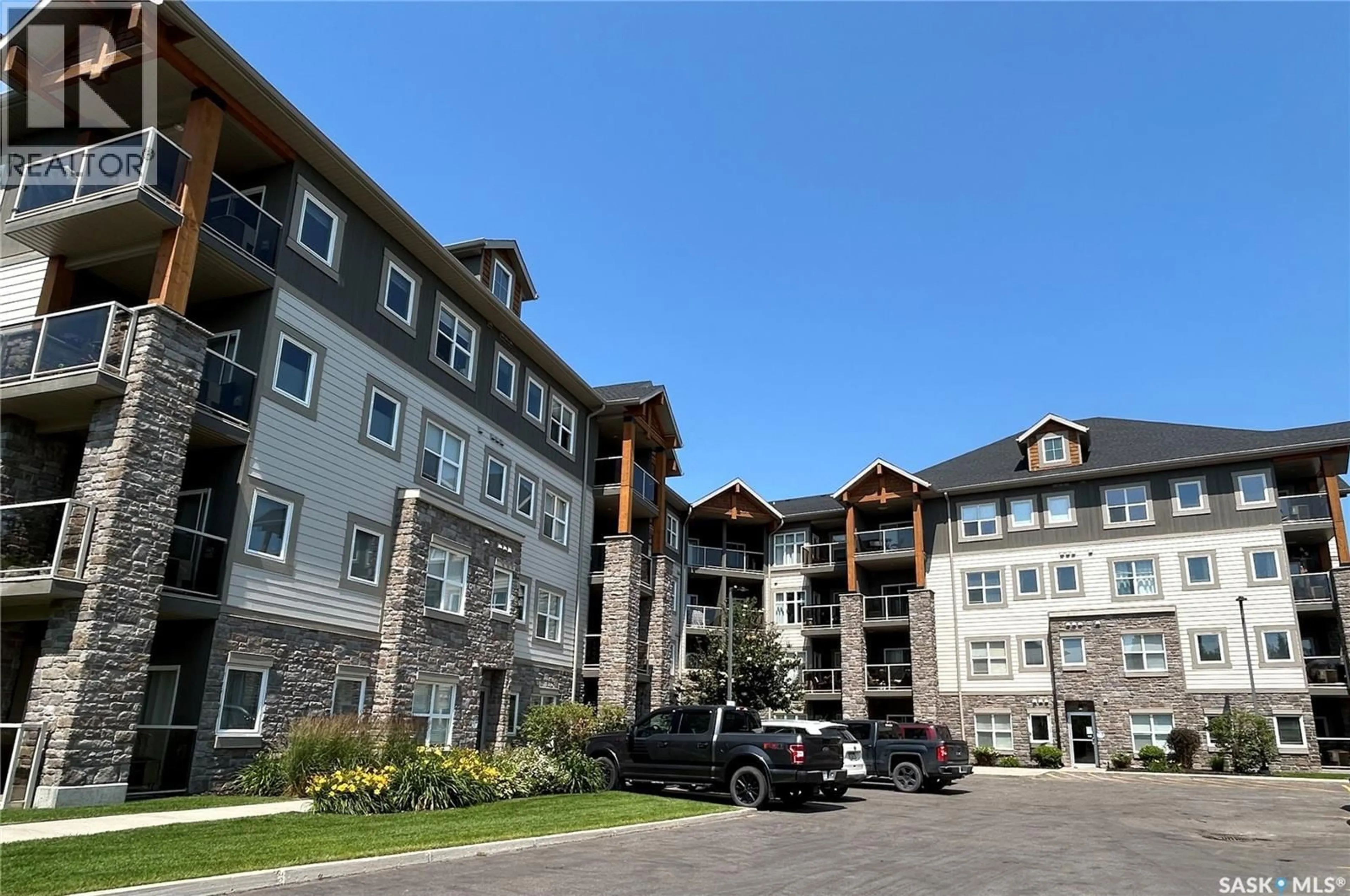 Unknown for 210 - 1220 BLACKFOOT DRIVE, Regina Saskatchewan S4S6T2