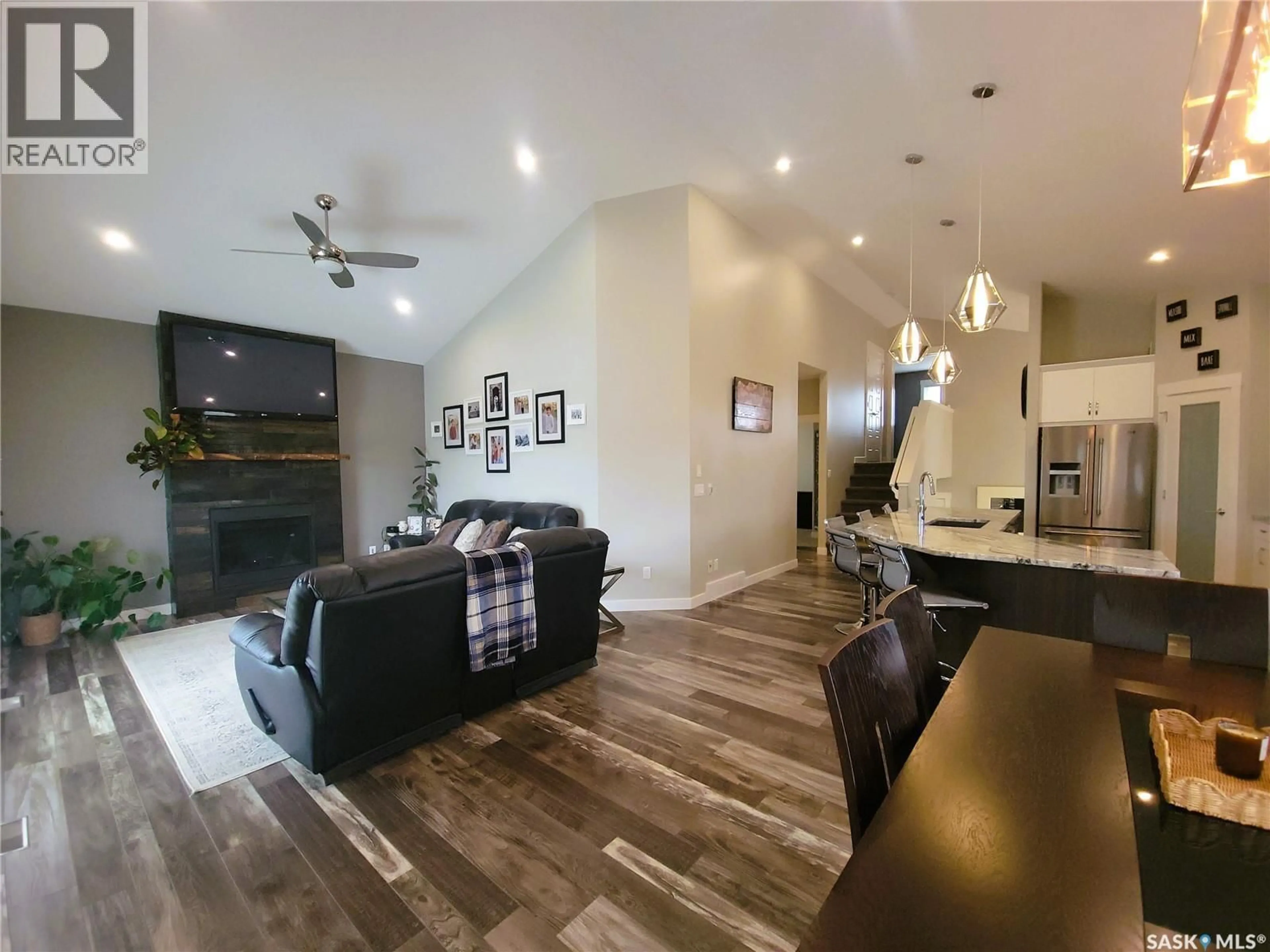 Unknown for 626 KINLOCH CRESCENT, Saskatoon Saskatchewan S7M5X2
