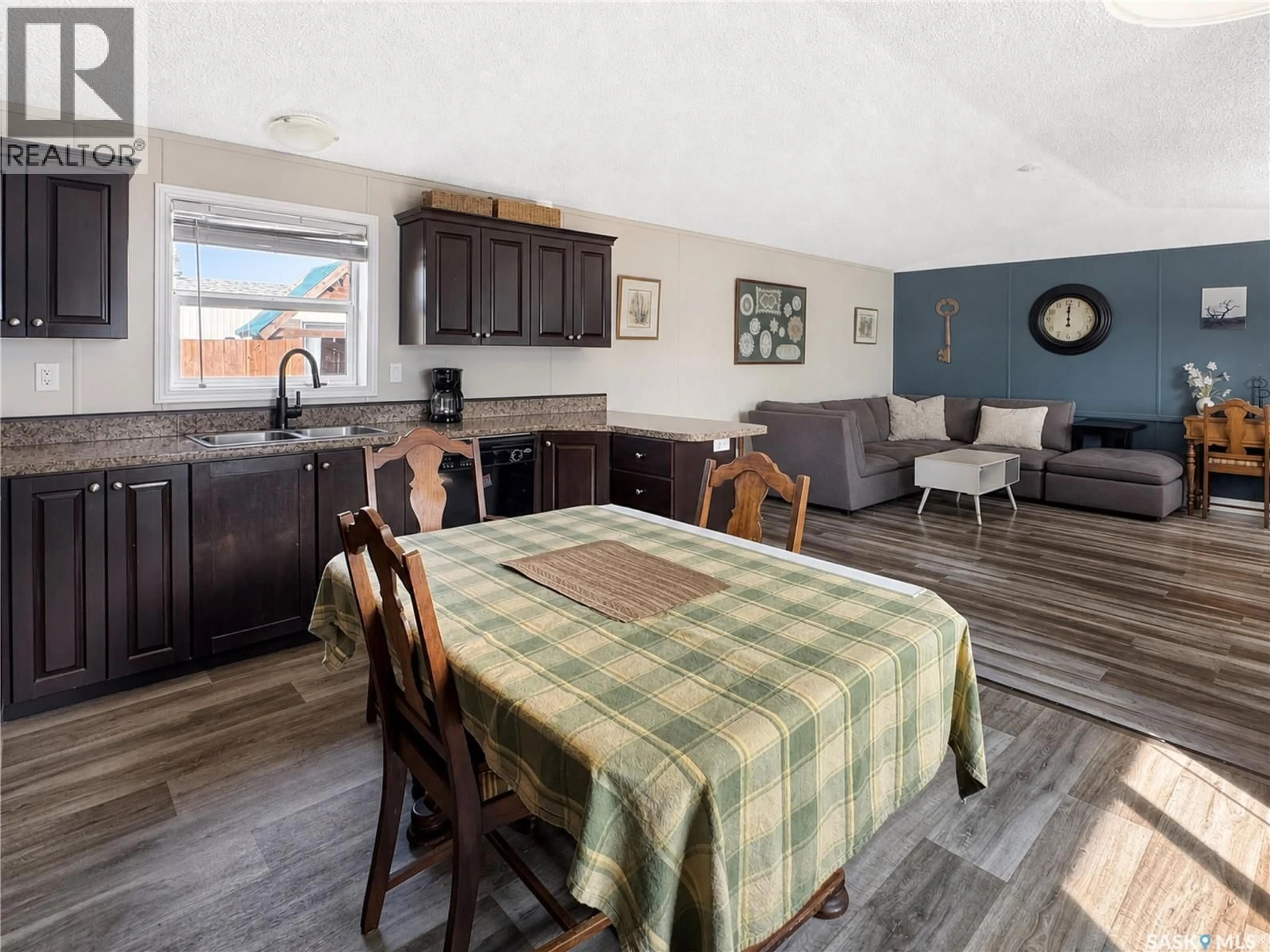 Open concept kitchen, unknown for 495 32ND STREET, Battleford Saskatchewan S0M0E0