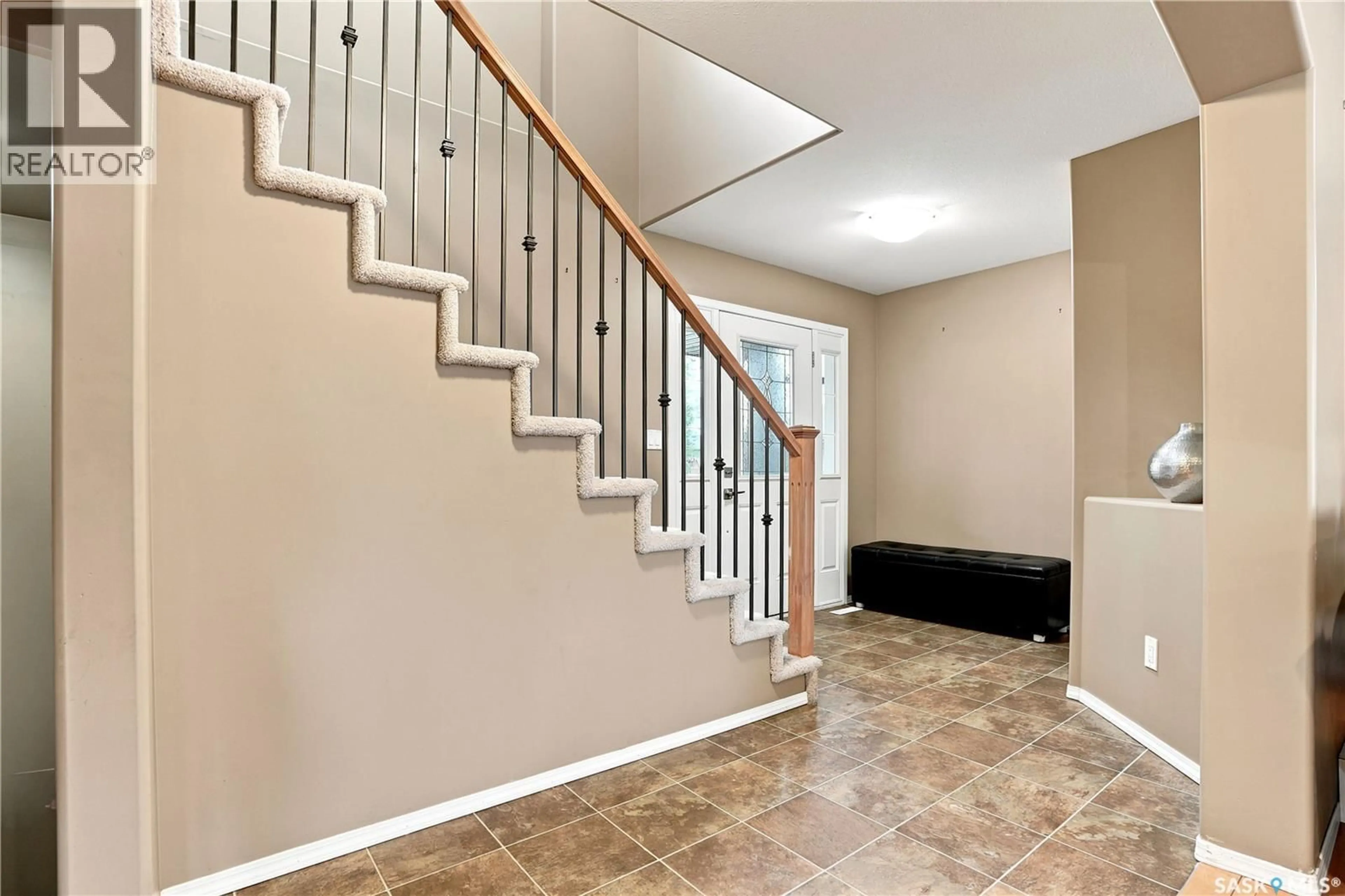 Unknown for 110 STEPNEY CRESCENT, Saskatoon Saskatchewan S7T0A5