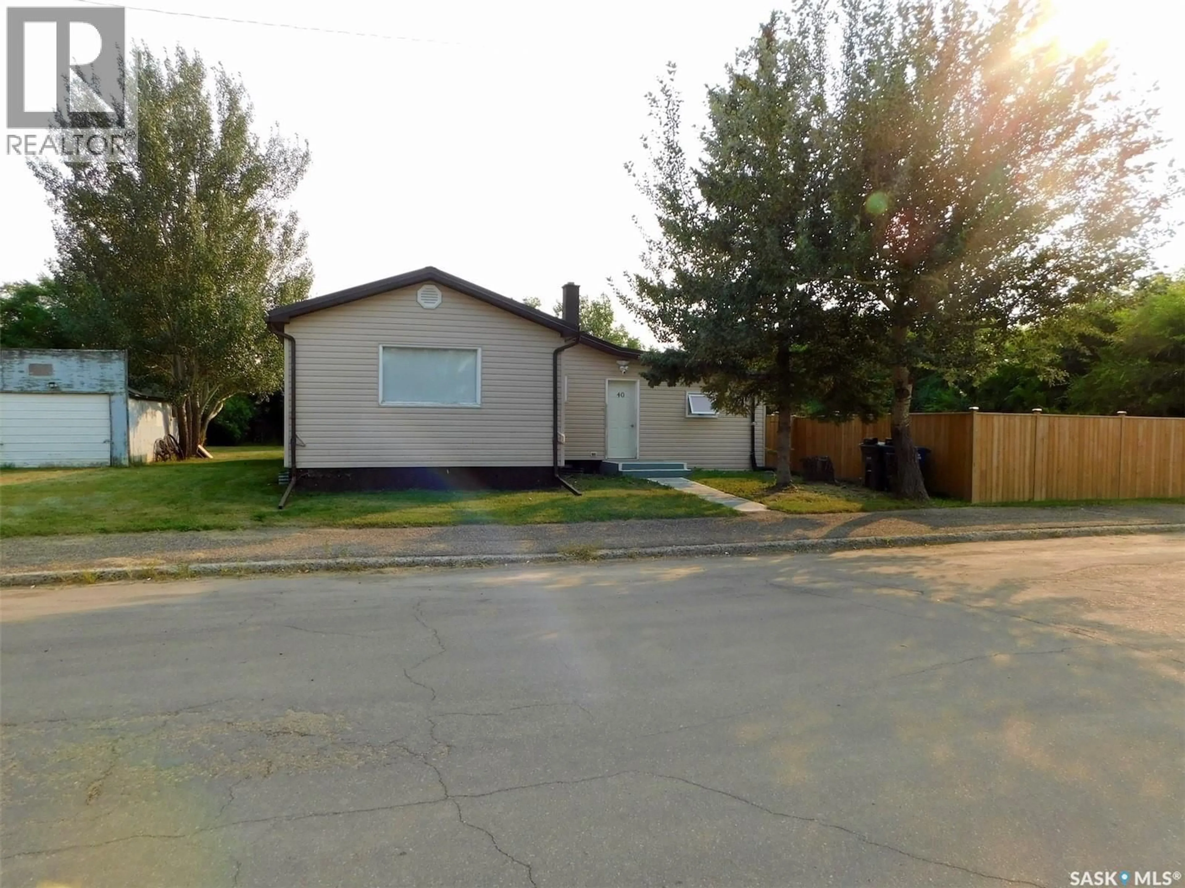 Unknown for 40 EDOUARD BEAUPRE STREET, Willow Bunch Saskatchewan S0H4K0