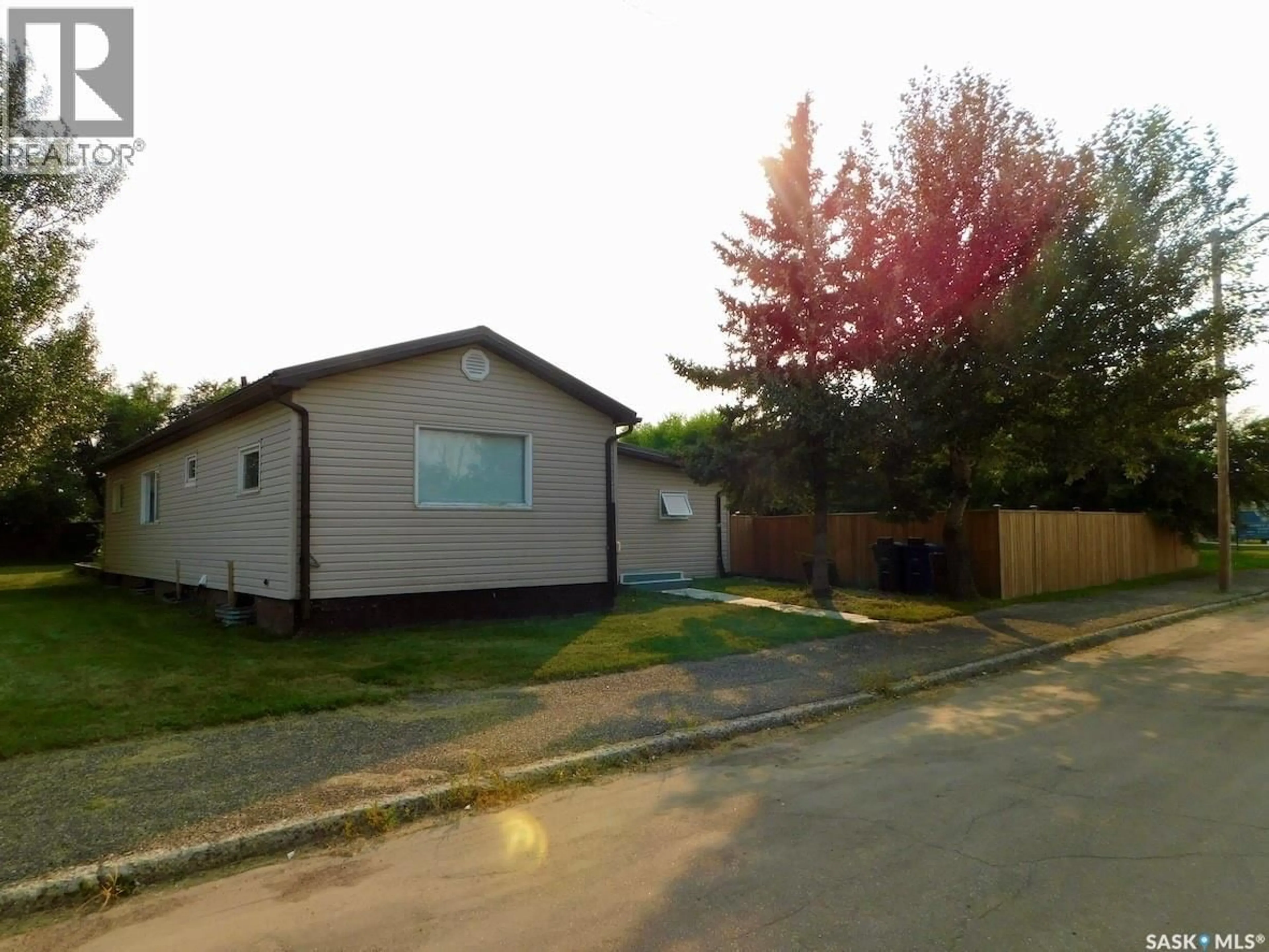 Unknown for 40 EDOUARD BEAUPRE STREET, Willow Bunch Saskatchewan S0H4K0