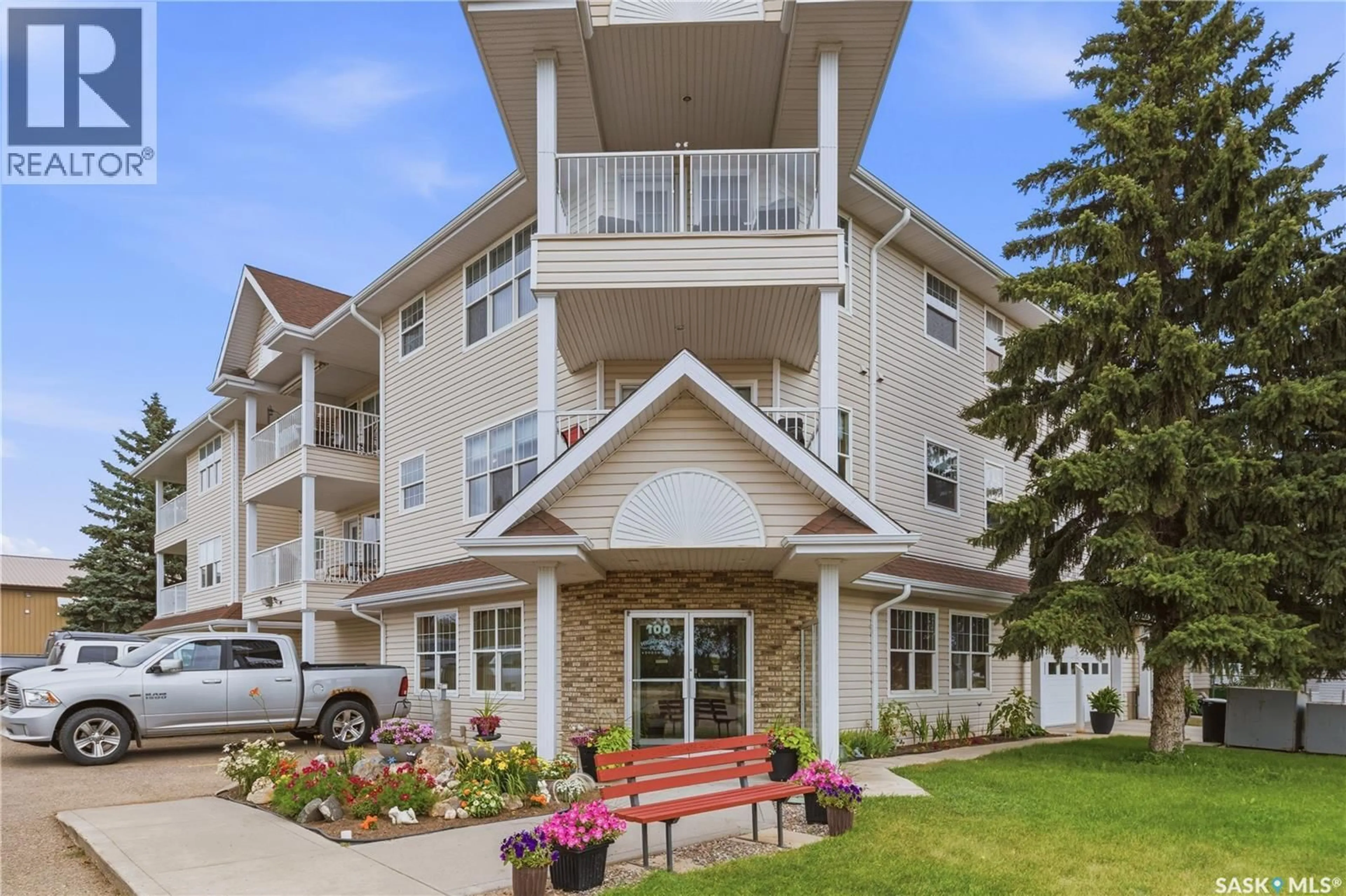 Unknown for 205 100 5TH AVENUE, Regina Beach Saskatchewan S0G4C0