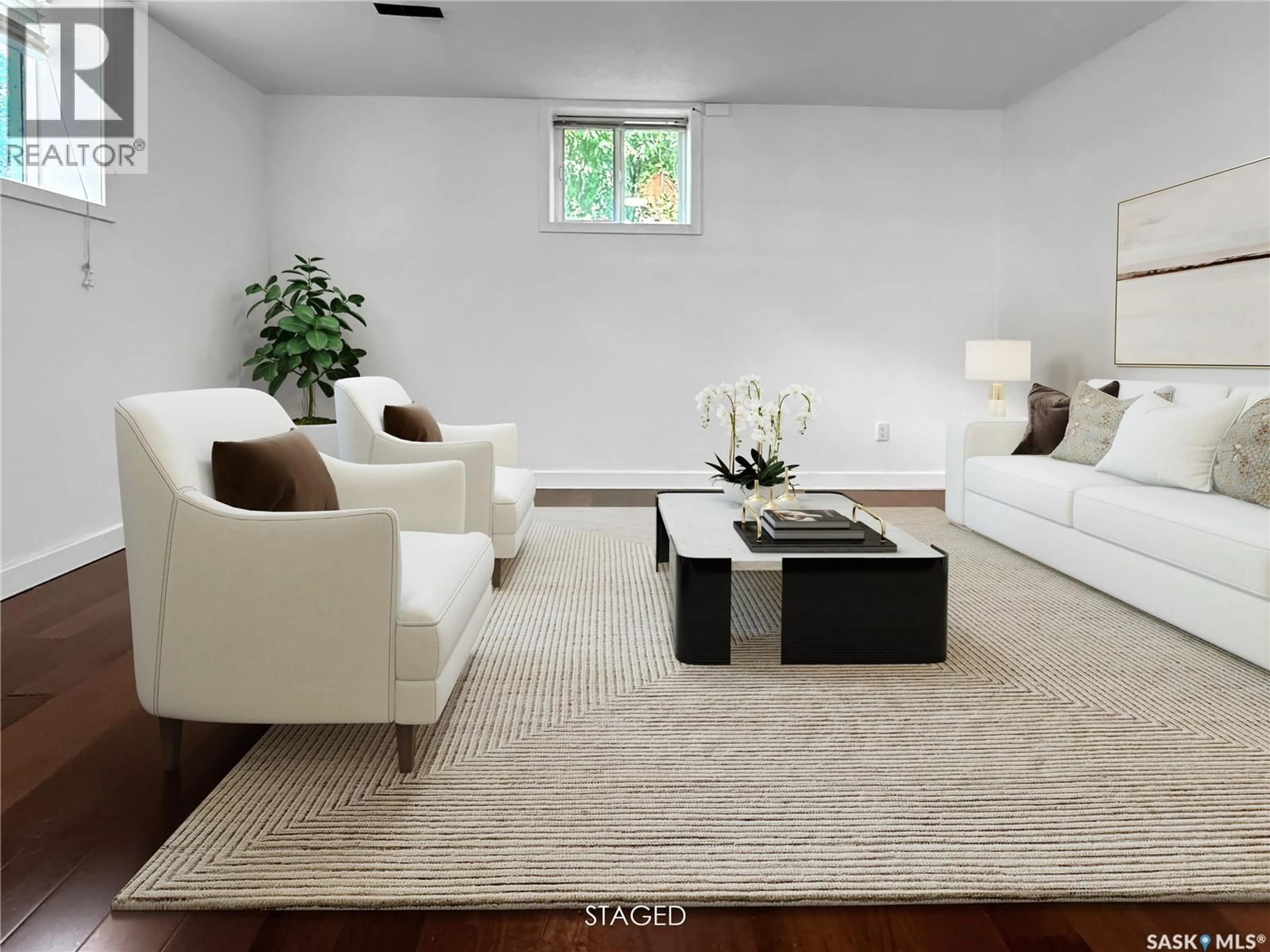 Living room with furniture, unknown for 161 5TH AVENUE NE, Swift Current Saskatchewan S9H2L1