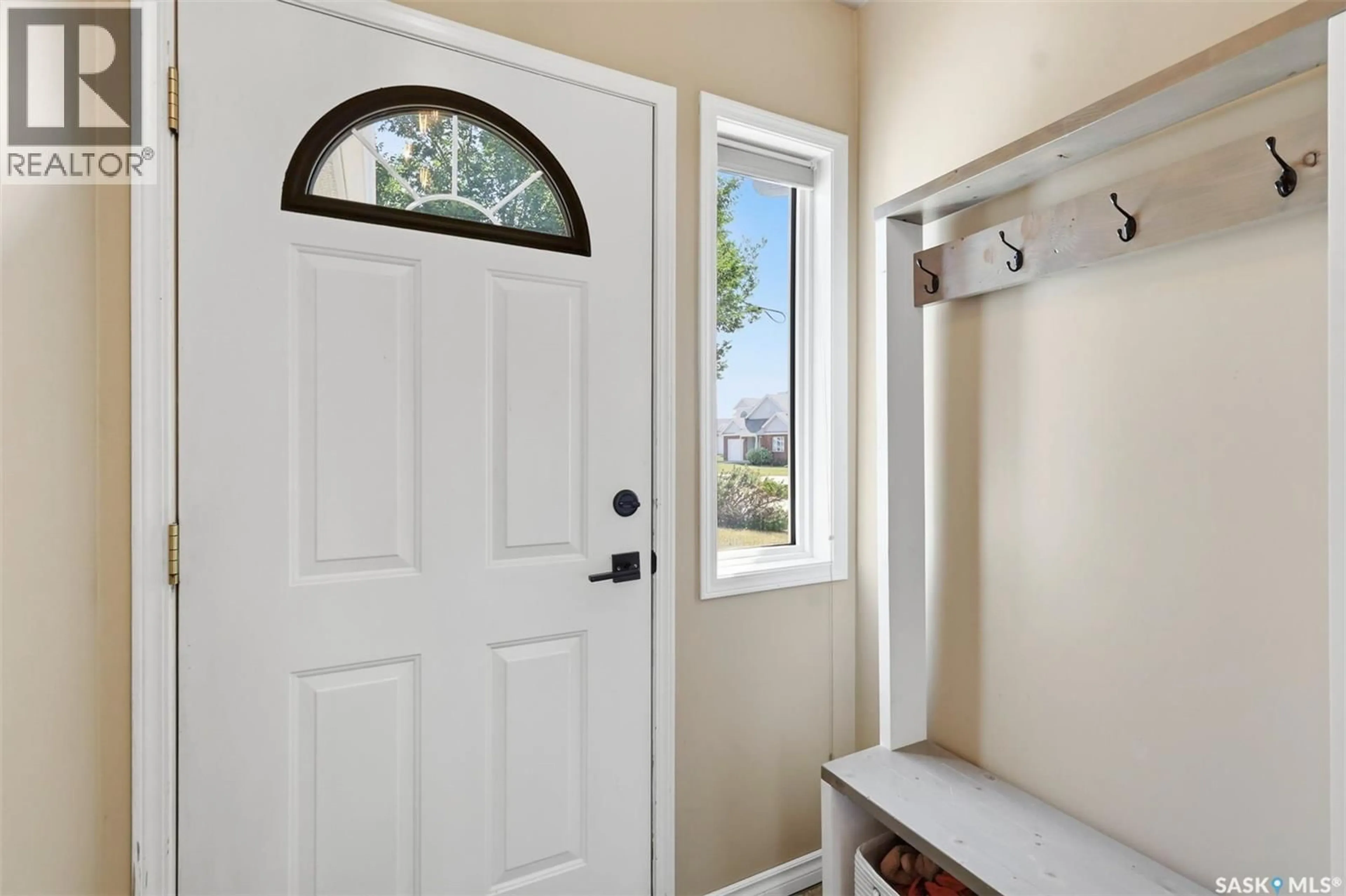 Indoor entryway for 201 1ST AVENUE, Warman Saskatchewan S0K4S0