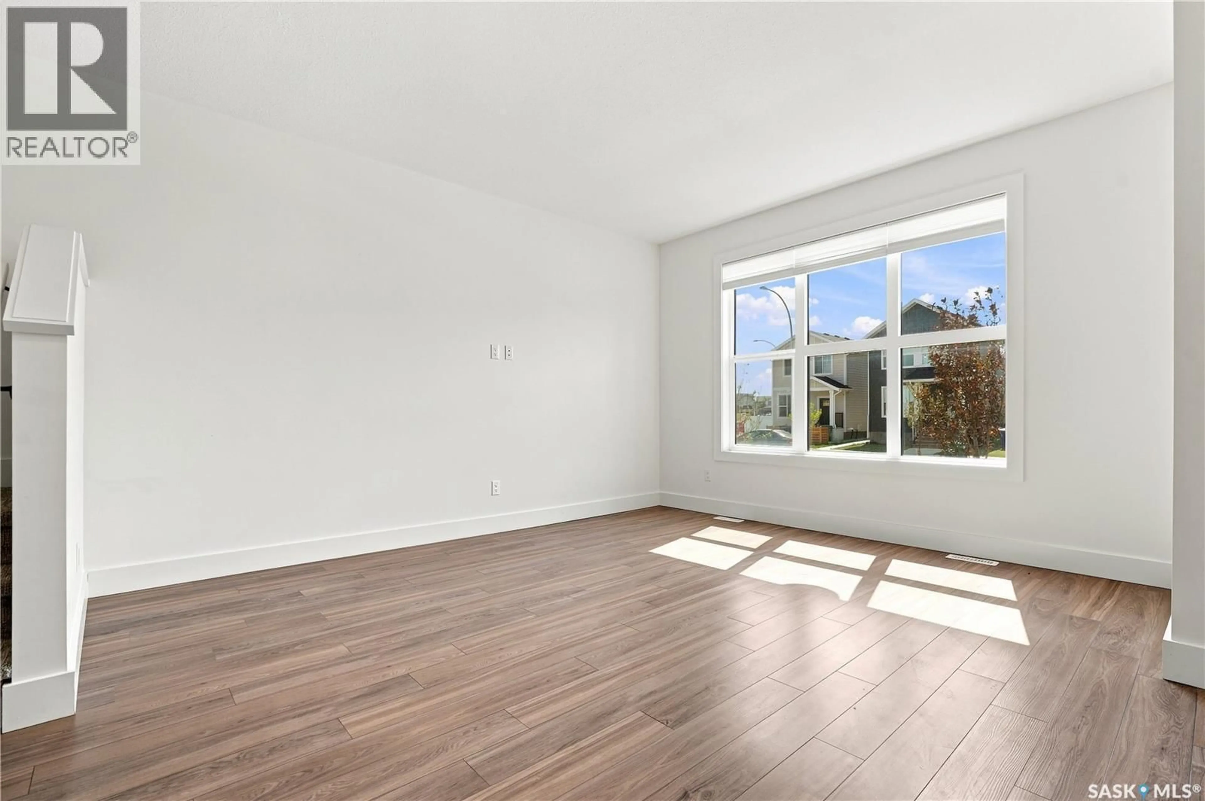 A pic of a room for 115 ROSEWOOD BOULEVARD, Saskatoon Saskatchewan S7V0Z1