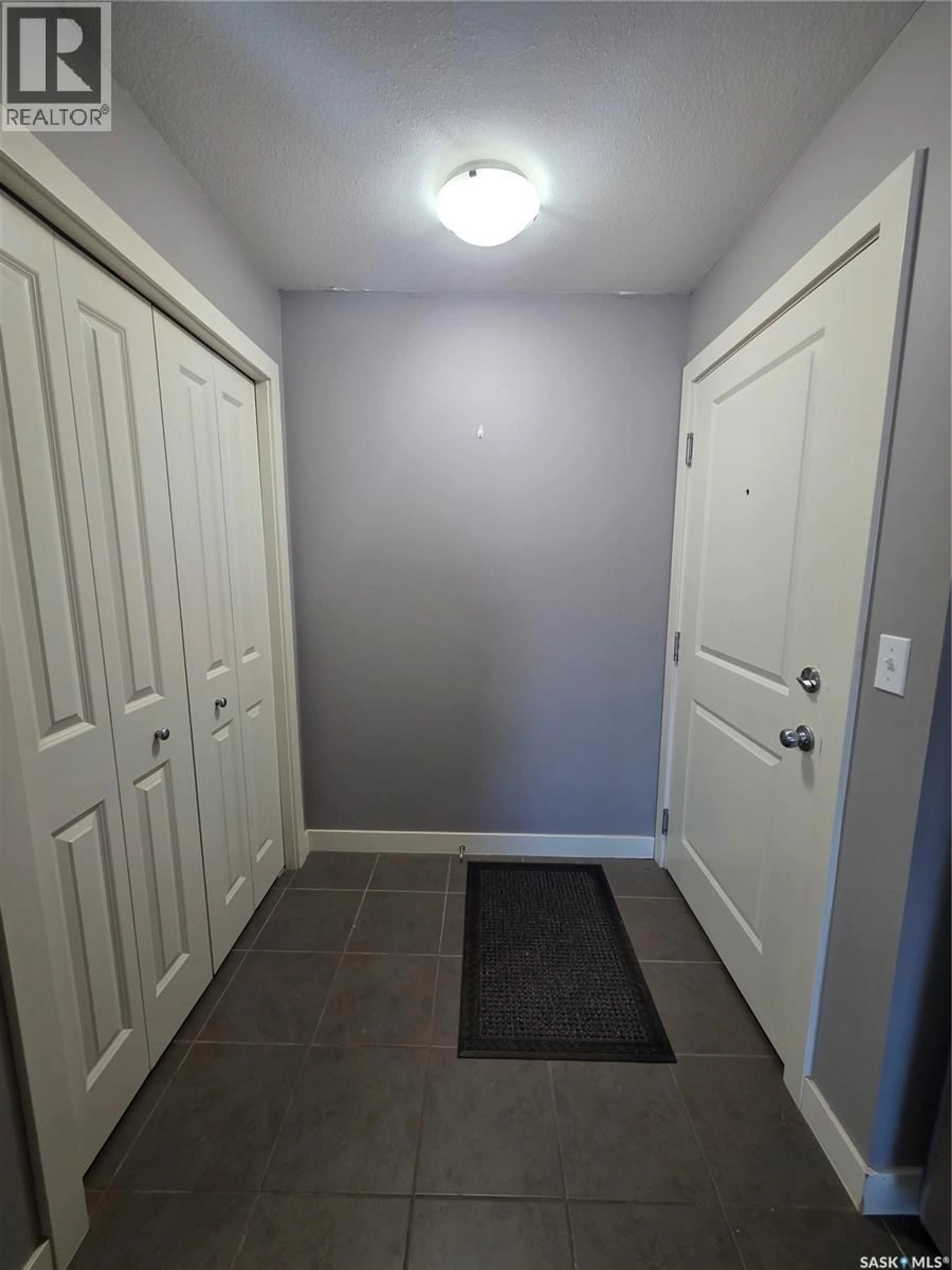 Indoor entryway for 306 - 110 PETTERSON DRIVE, Estevan Saskatchewan S4A2A8