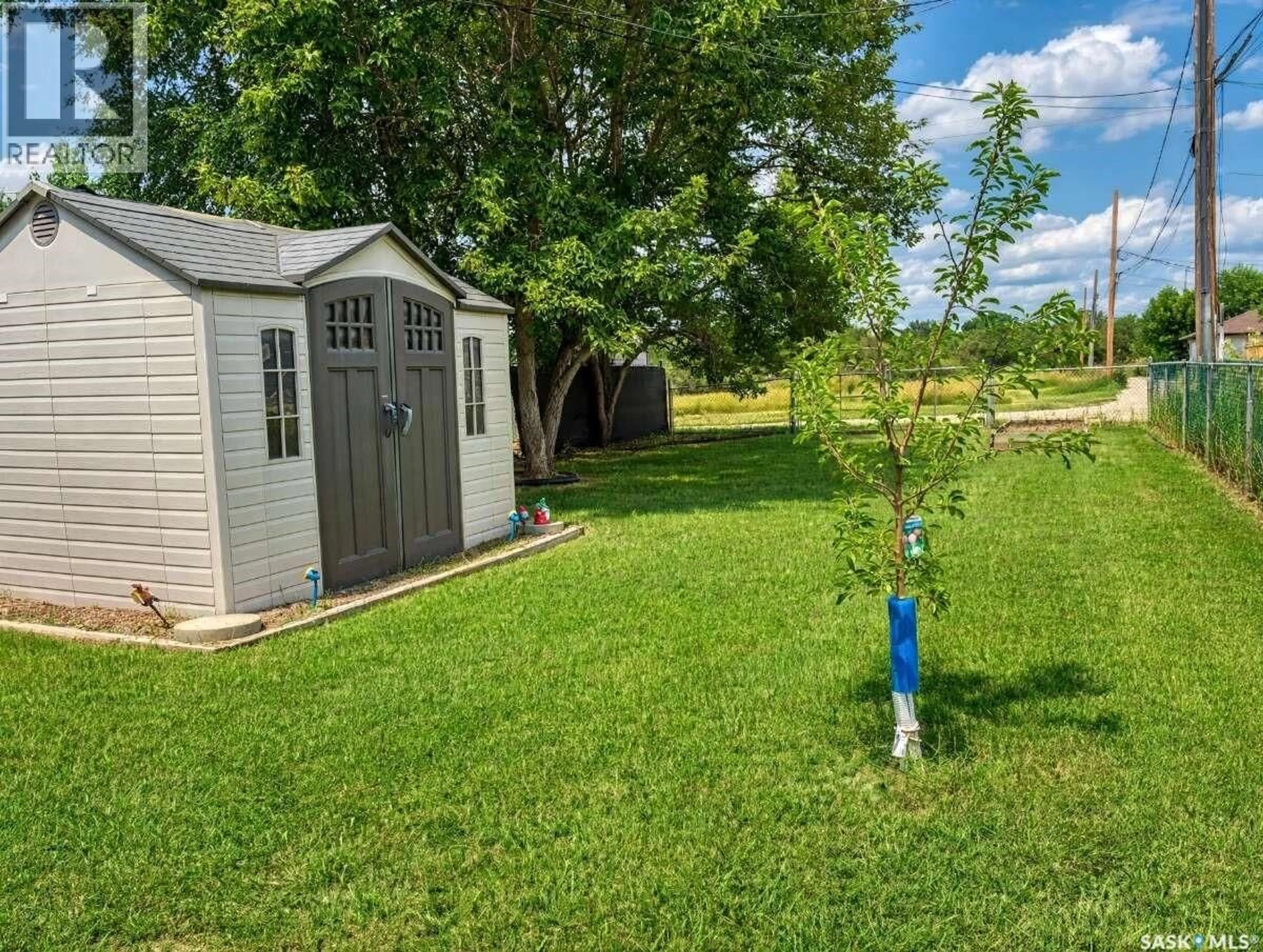 Shed for 4324 3RD AVENUE, Regina Saskatchewan S4R0X2