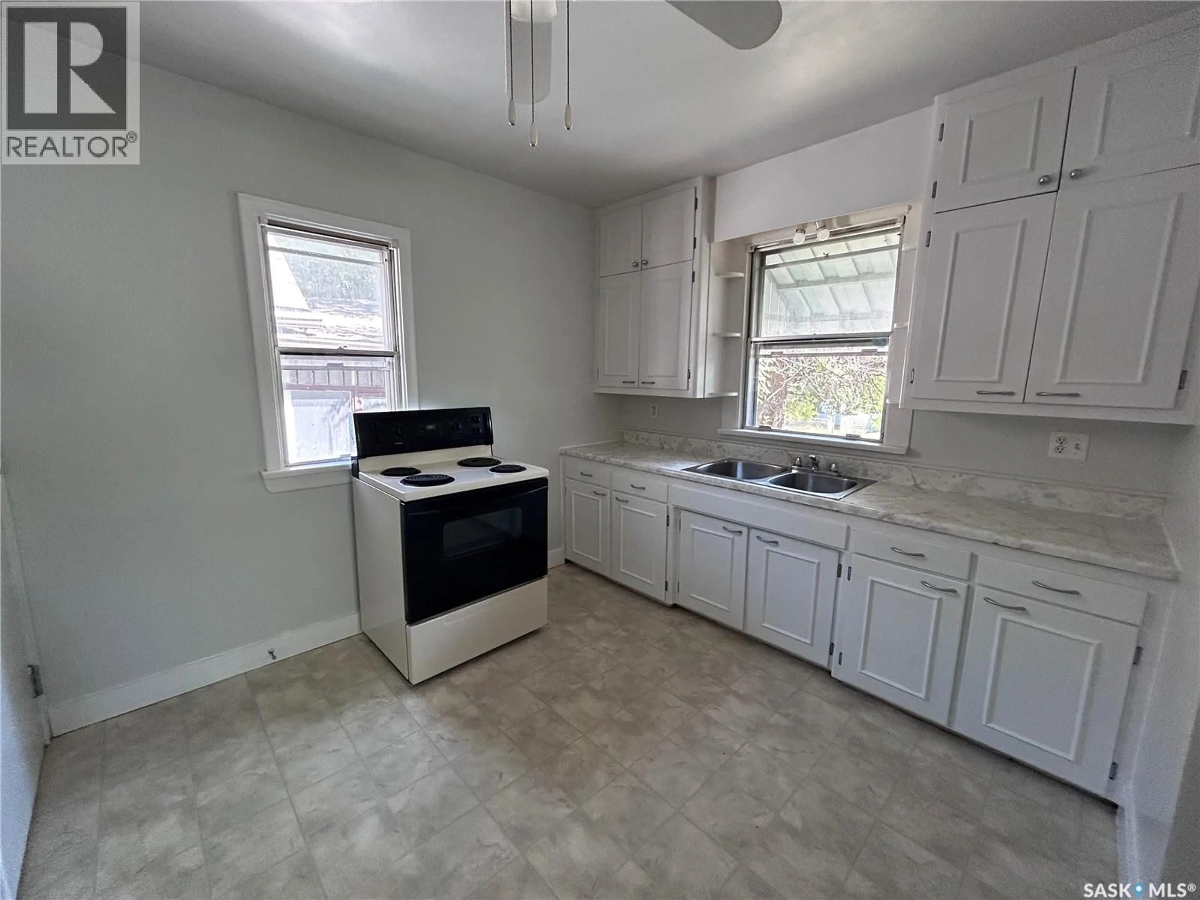 Unknown for 606 BALMORAL STREET, Saskatoon Saskatchewan S7K0Y7