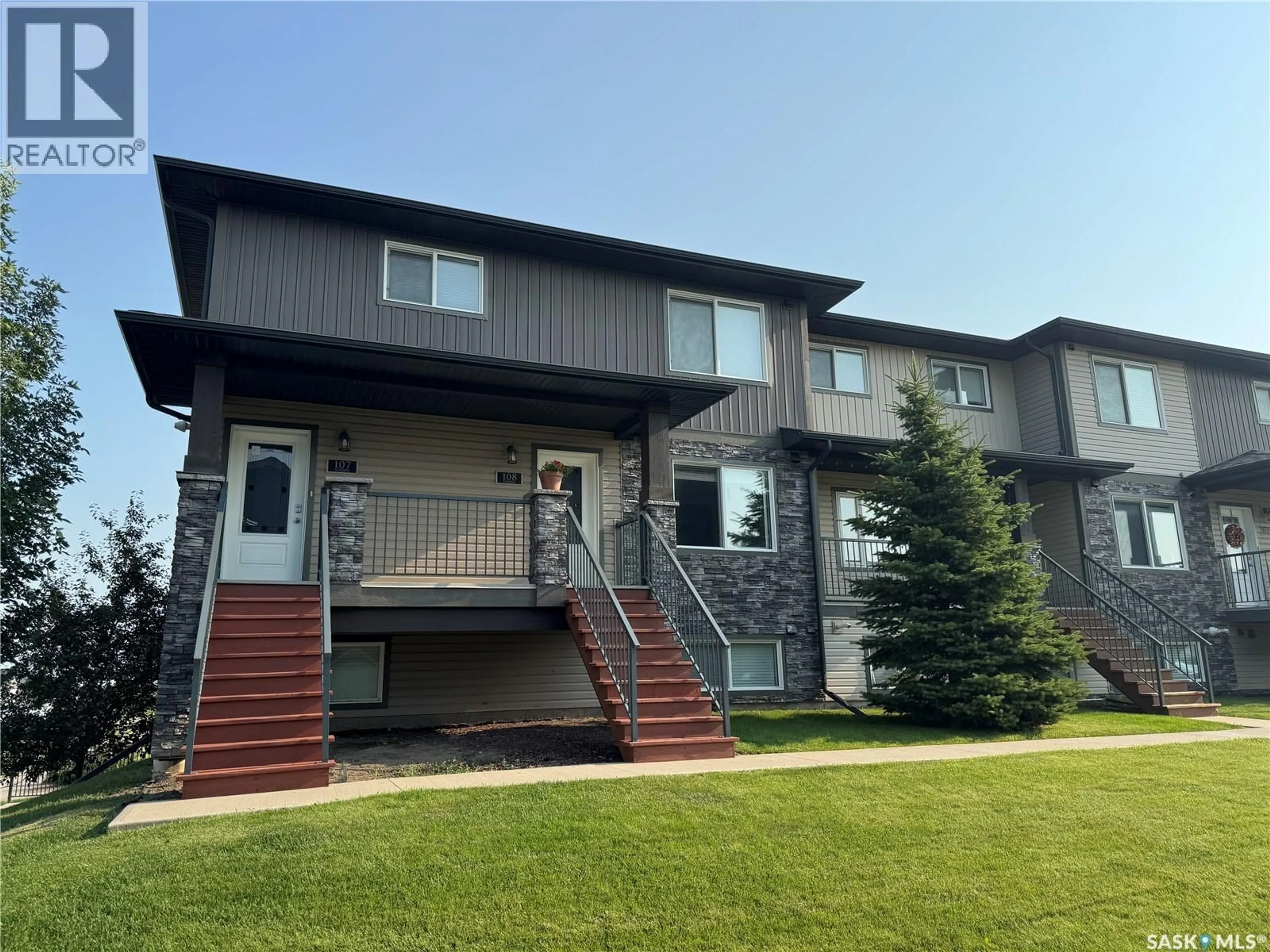 Home with vinyl exterior material, unknown for 210 - 108 RAJPUT WAY, Saskatoon Saskatchewan S7W0V7