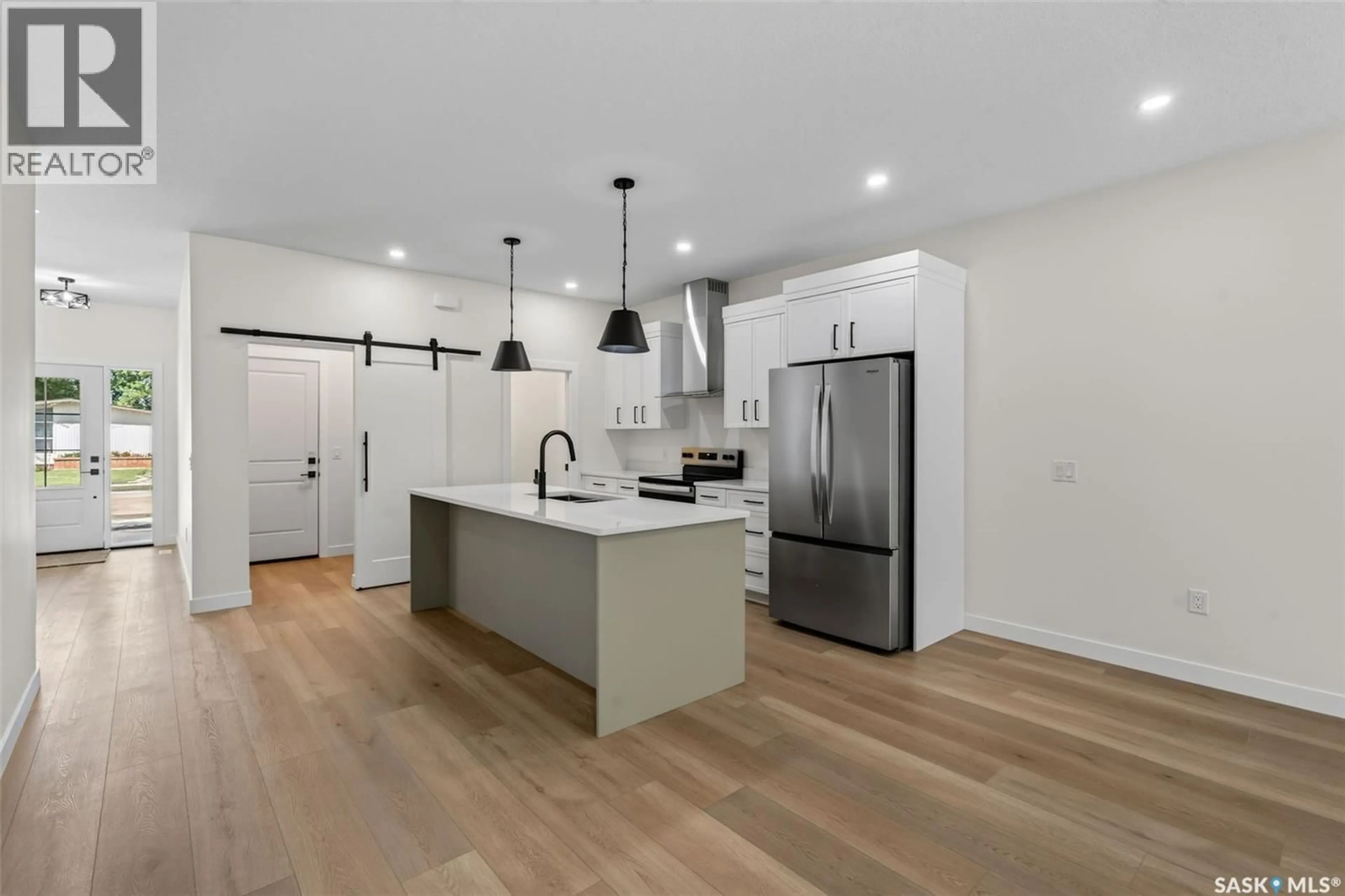 Open concept kitchen, unknown for 1006 10TH STREET, Humboldt Saskatchewan S0K2A0