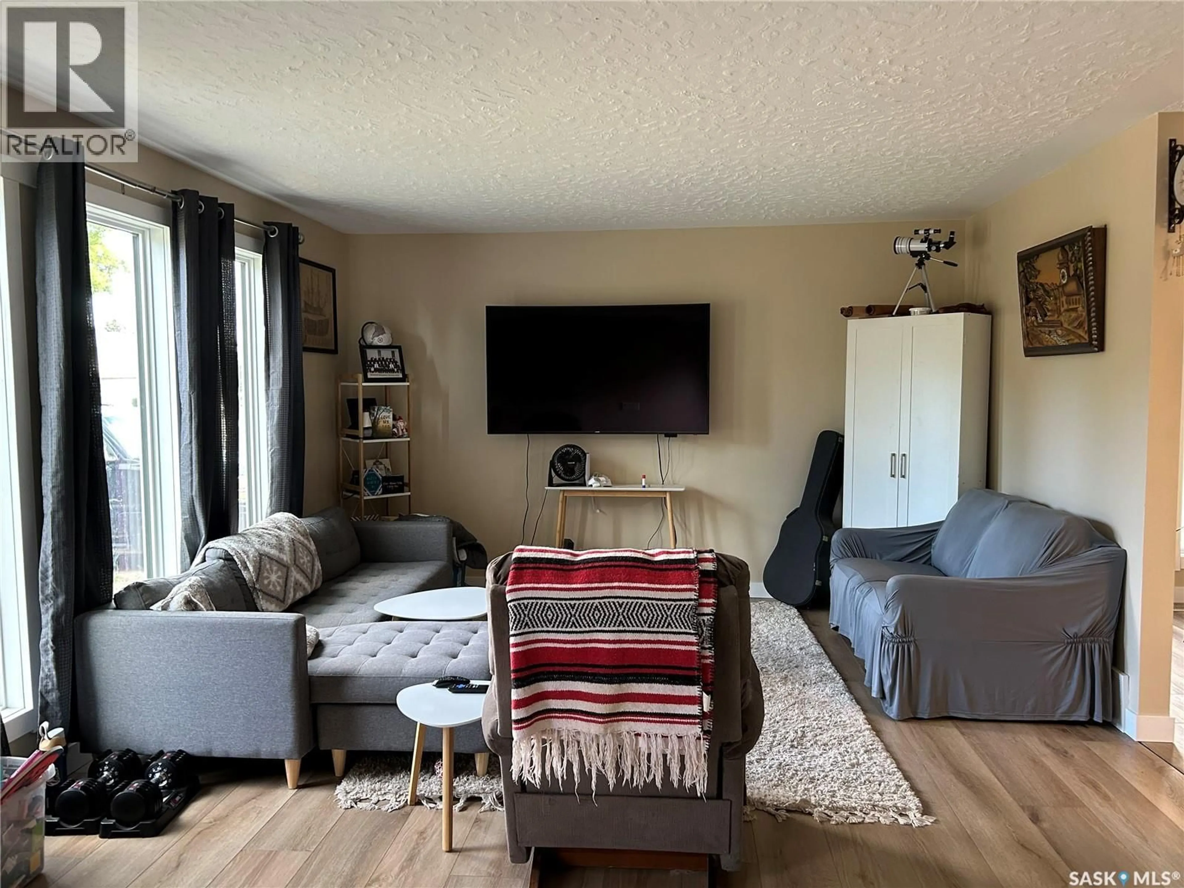 Living room with furniture, unknown for 531 6TH STREET, Humboldt Saskatchewan S0K2A0
