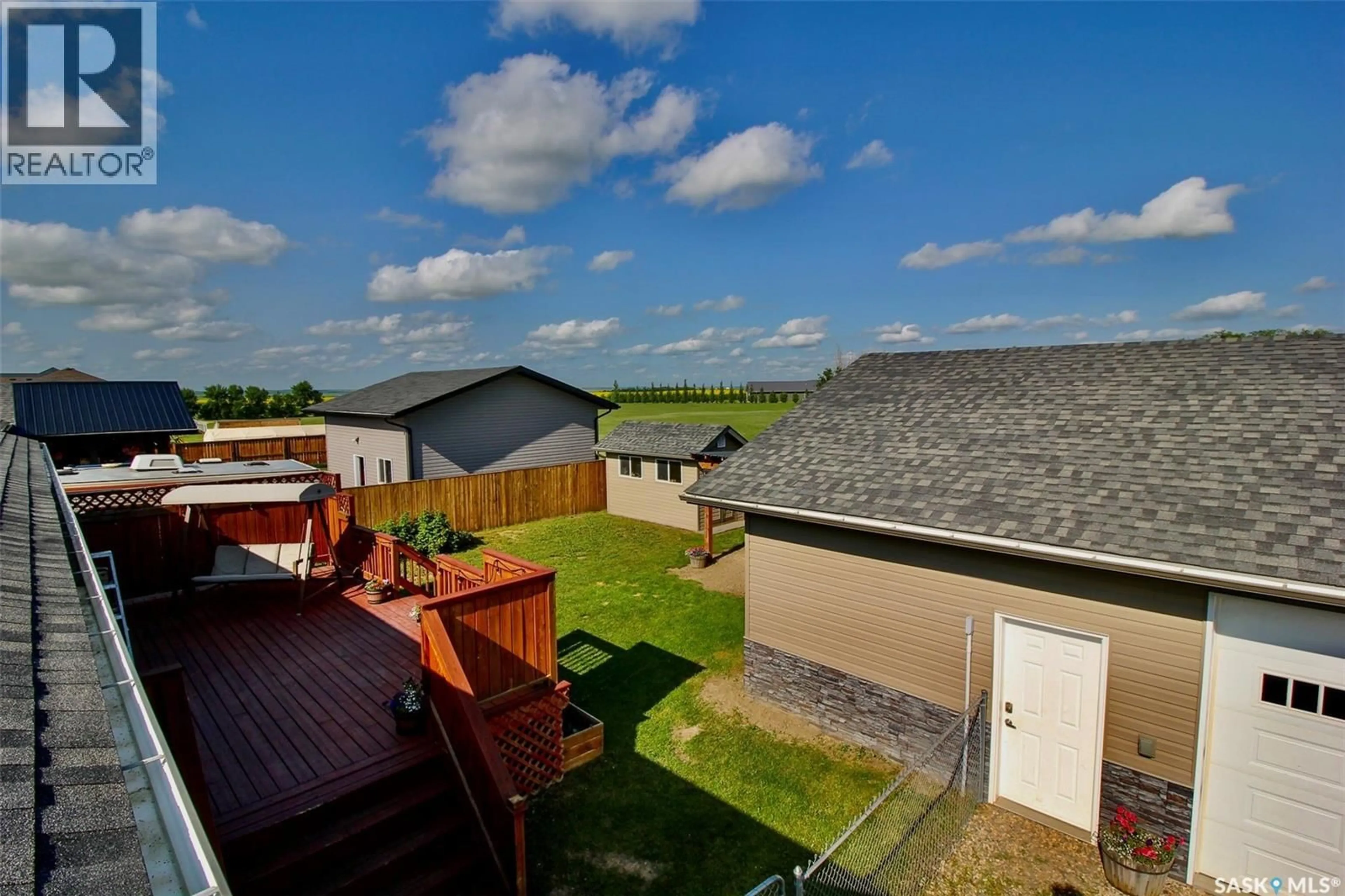 A pic from outside/outdoor area/front of a property/back of a property/a pic from drone, water/lake/river/ocean view for 300 7TH STREET, Vonda Saskatchewan S0K4N0