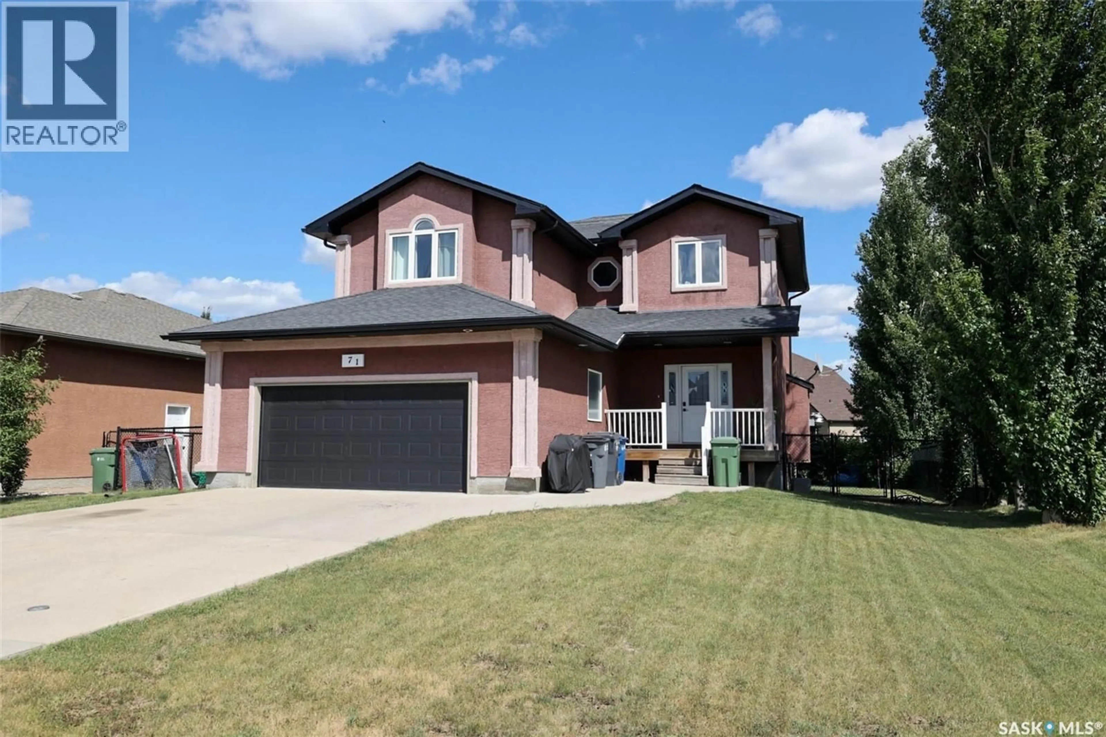 Home with brick exterior material, street for 71 FAIRWAY CRESCENT, White City Saskatchewan S4L0A5