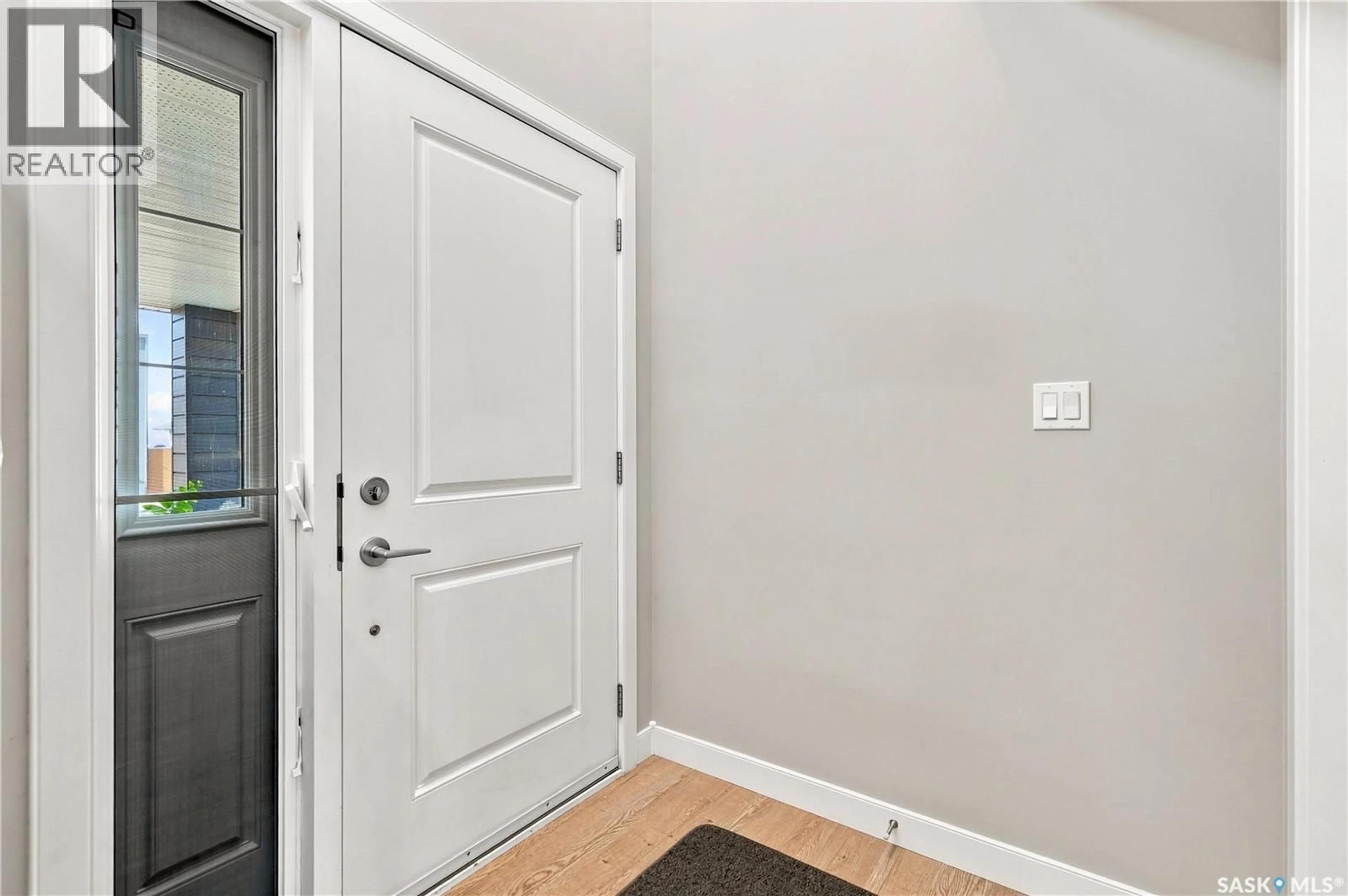 Indoor entryway for 5456 MCKENNA CRESCENT, Regina Saskatchewan S4W0H3