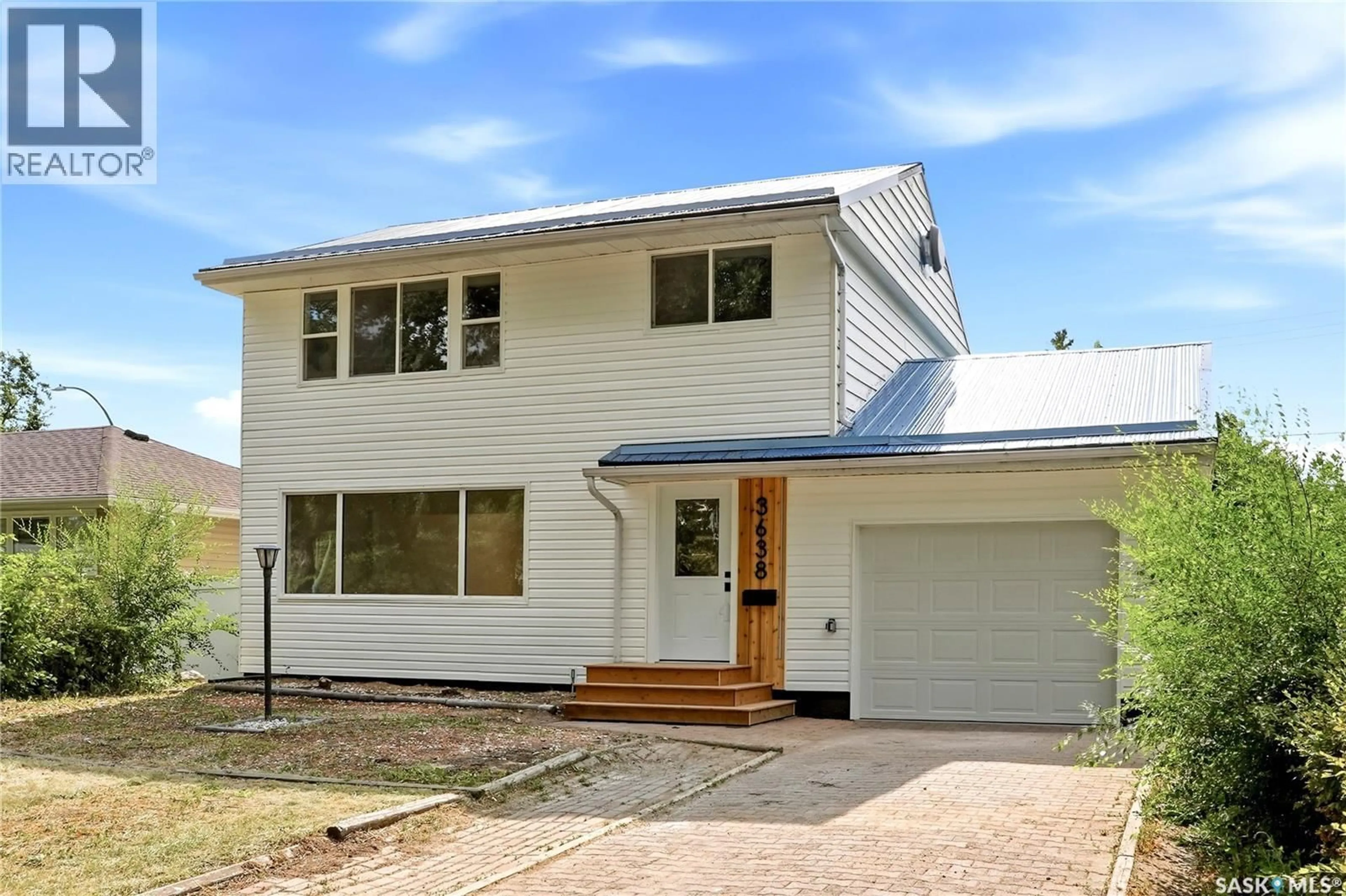 Home with vinyl exterior material, street for 3638 ARGYLE ROAD, Regina Saskatchewan S4S2C1