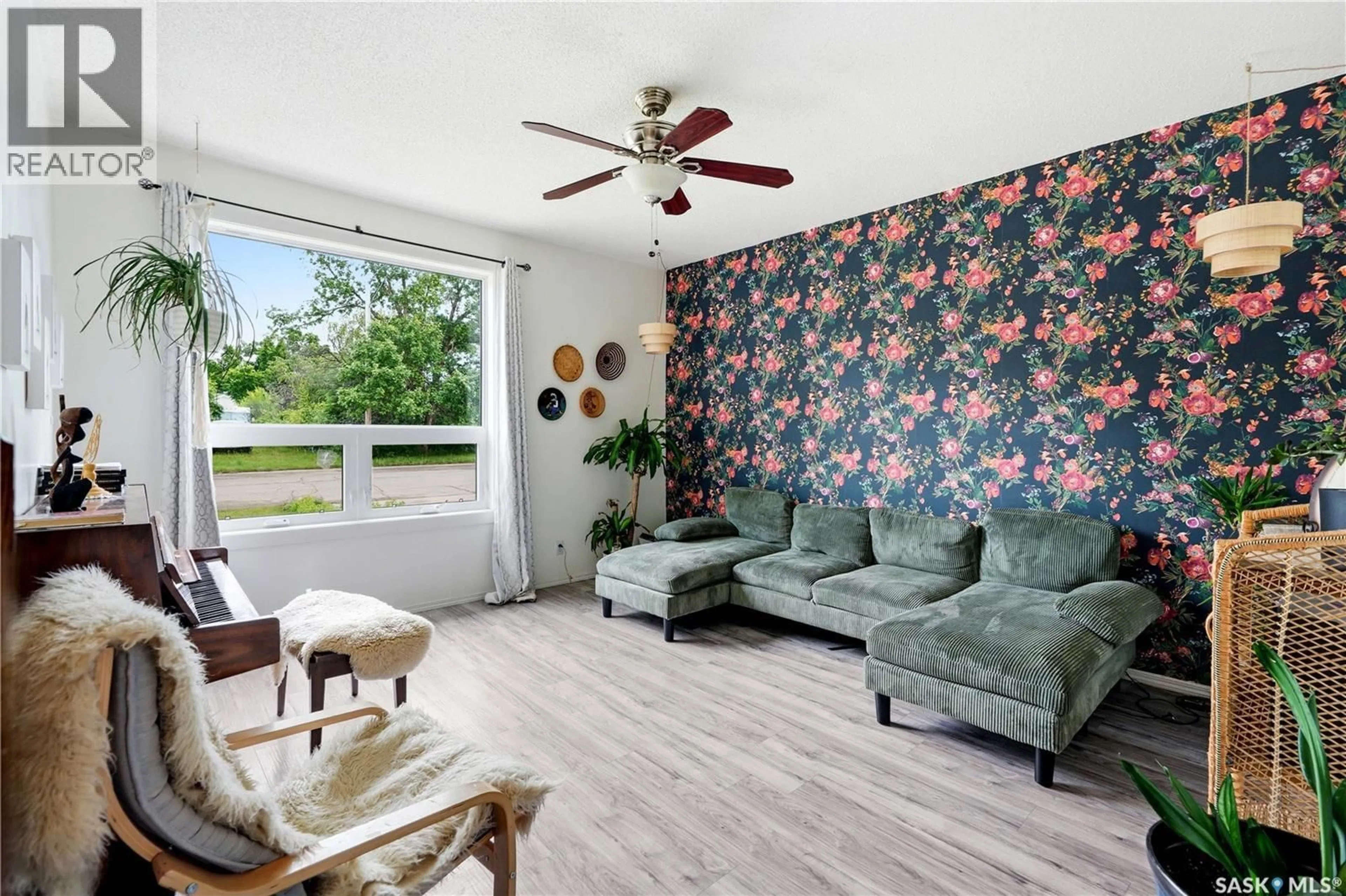 Living room with furniture, unknown for 312 ASH STREET, Outlook Saskatchewan S0L2N0