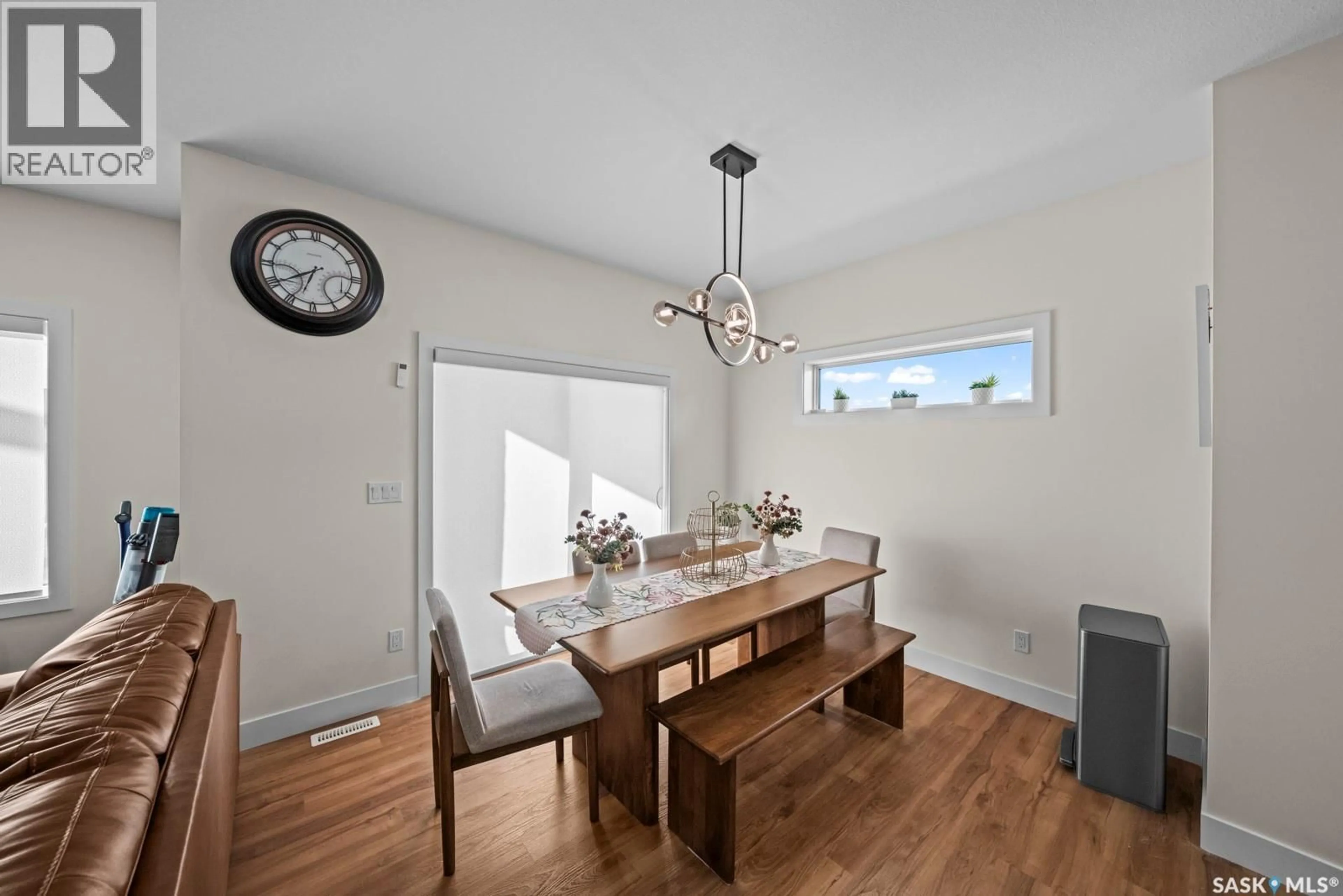 Dining room, unknown for 559 KALRA STREET, Saskatoon Saskatchewan S7W1E7