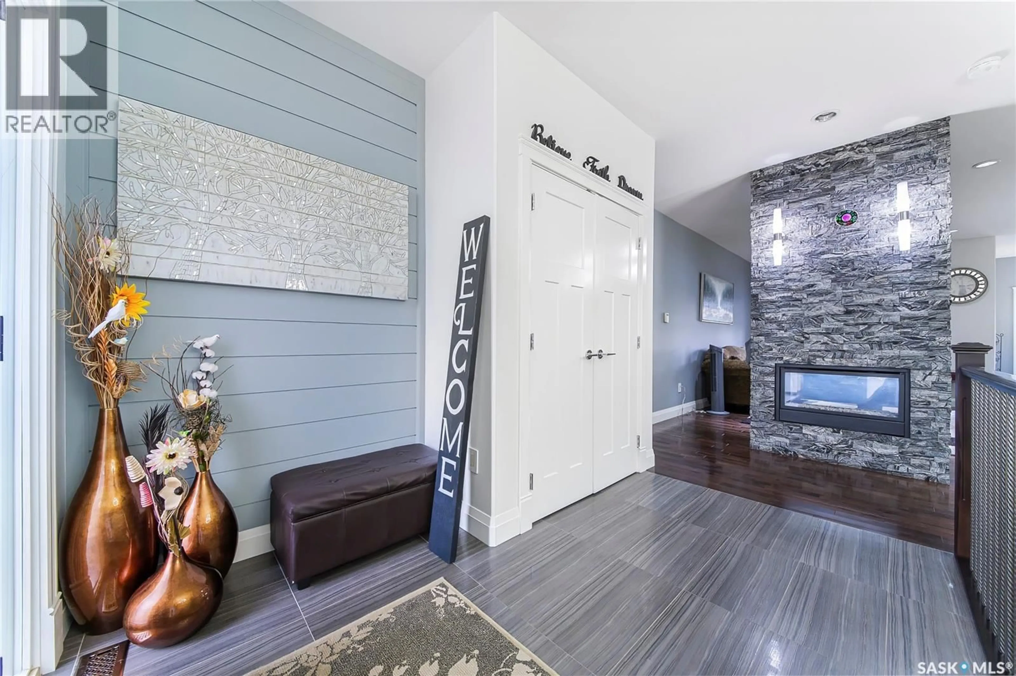 Indoor entryway for 733 GOWAN ROAD, Warman Saskatchewan S0K4S2