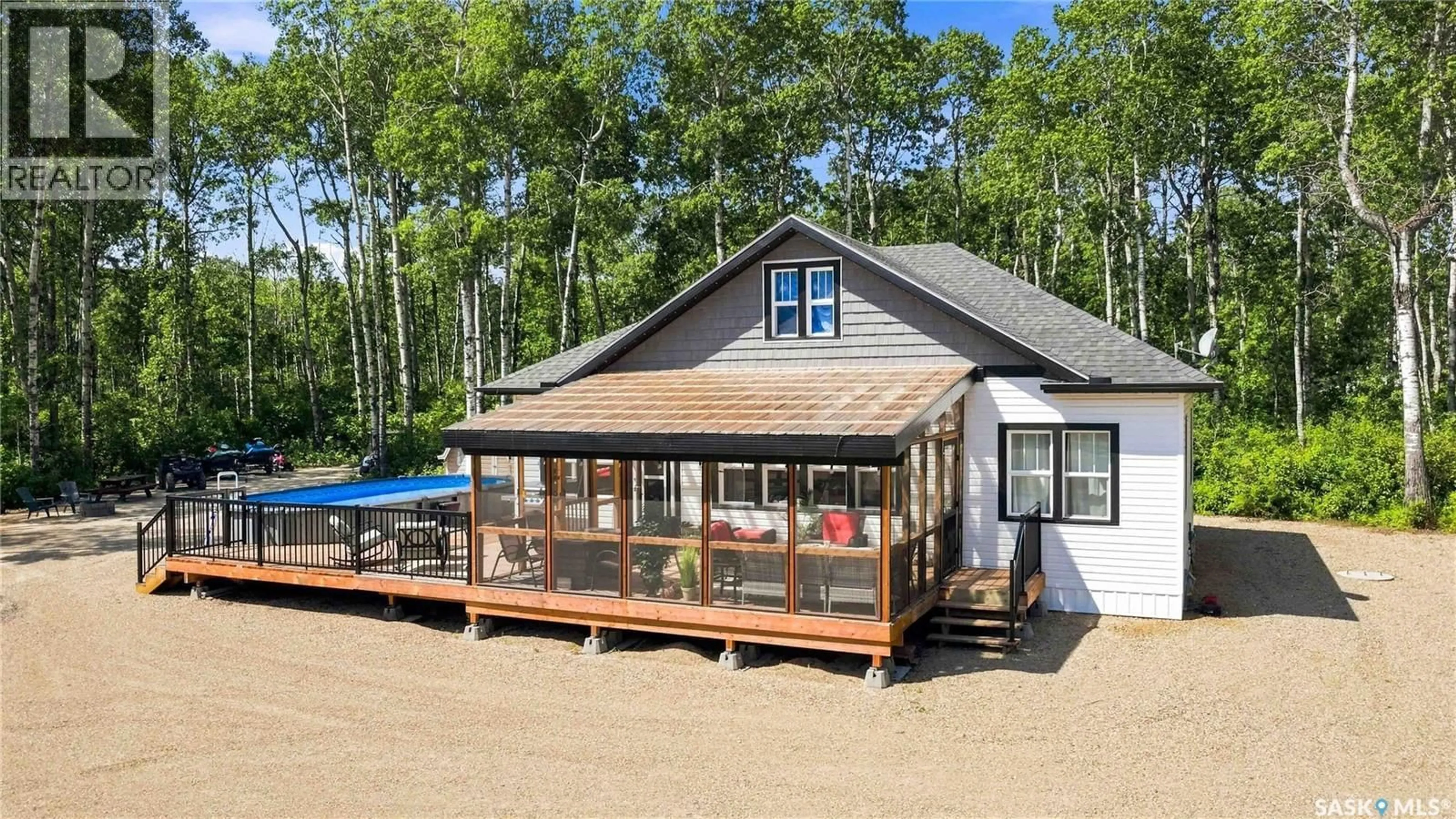 Patio, water/lake/river/ocean view for 501 CONER HEIGHTS, Barrier Lake Saskatchewan S0E0B0
