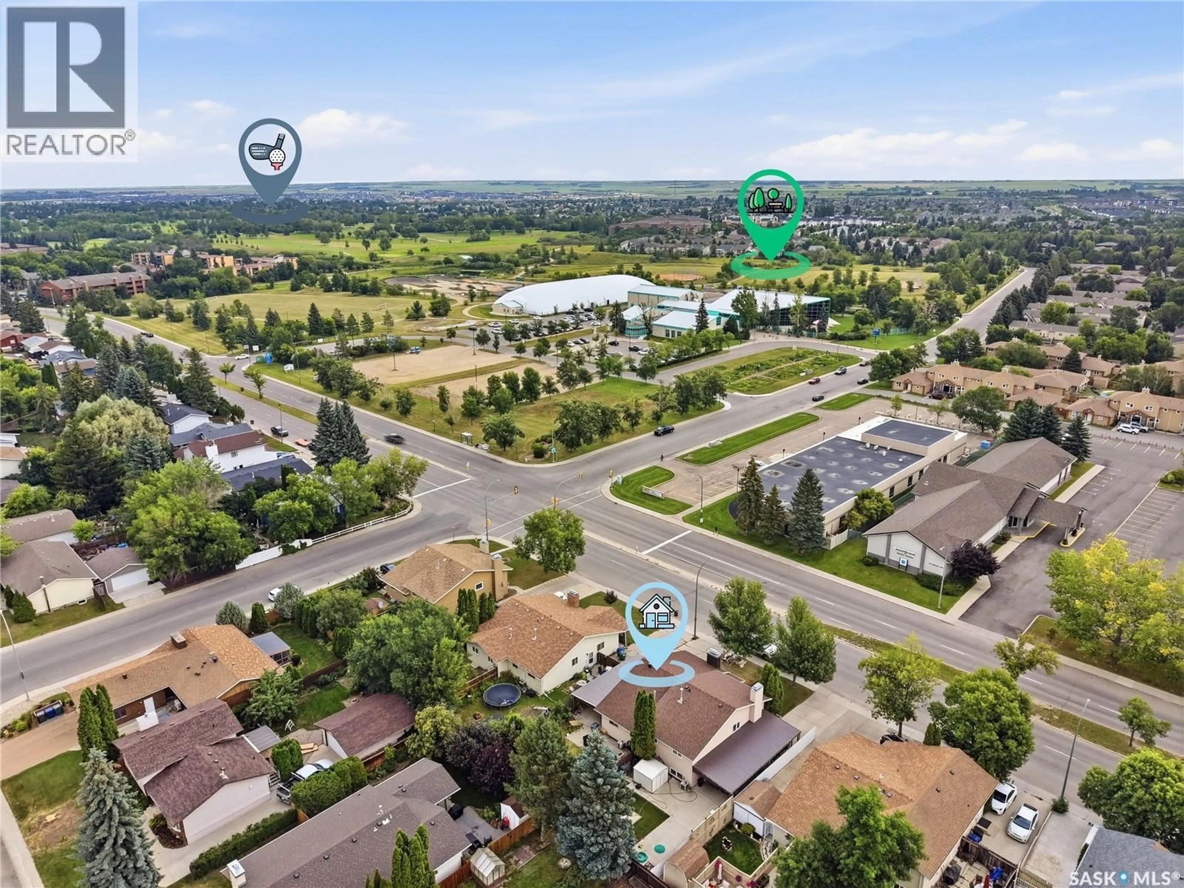 A pic from outside/outdoor area/front of a property/back of a property/a pic from drone, street for 1718 MCKERCHER DRIVE, Saskatoon Saskatchewan S7H5E2