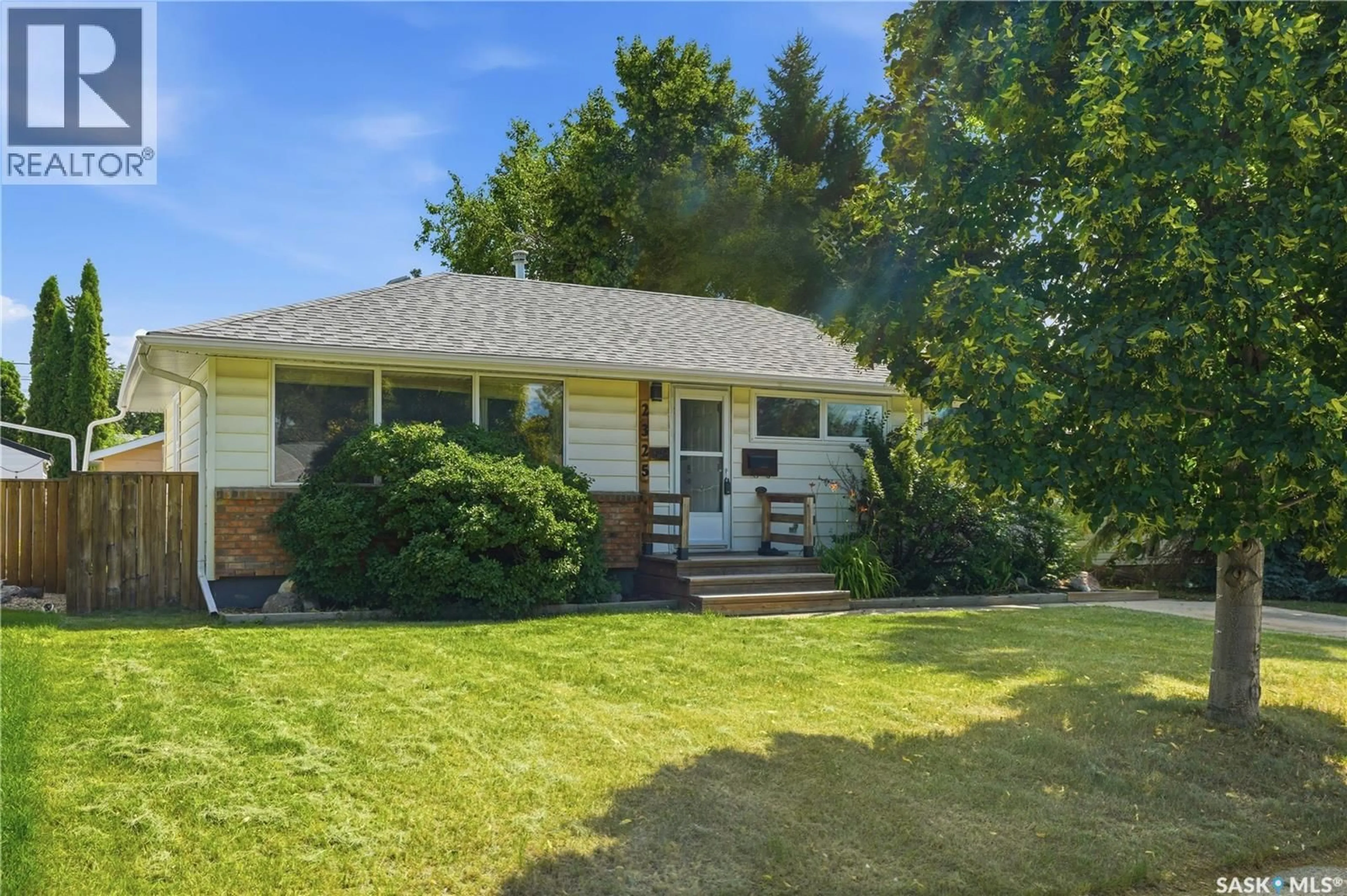 Home with vinyl exterior material, street for 2325 DUFFERIN AVENUE, Saskatoon Saskatchewan S7J1C1
