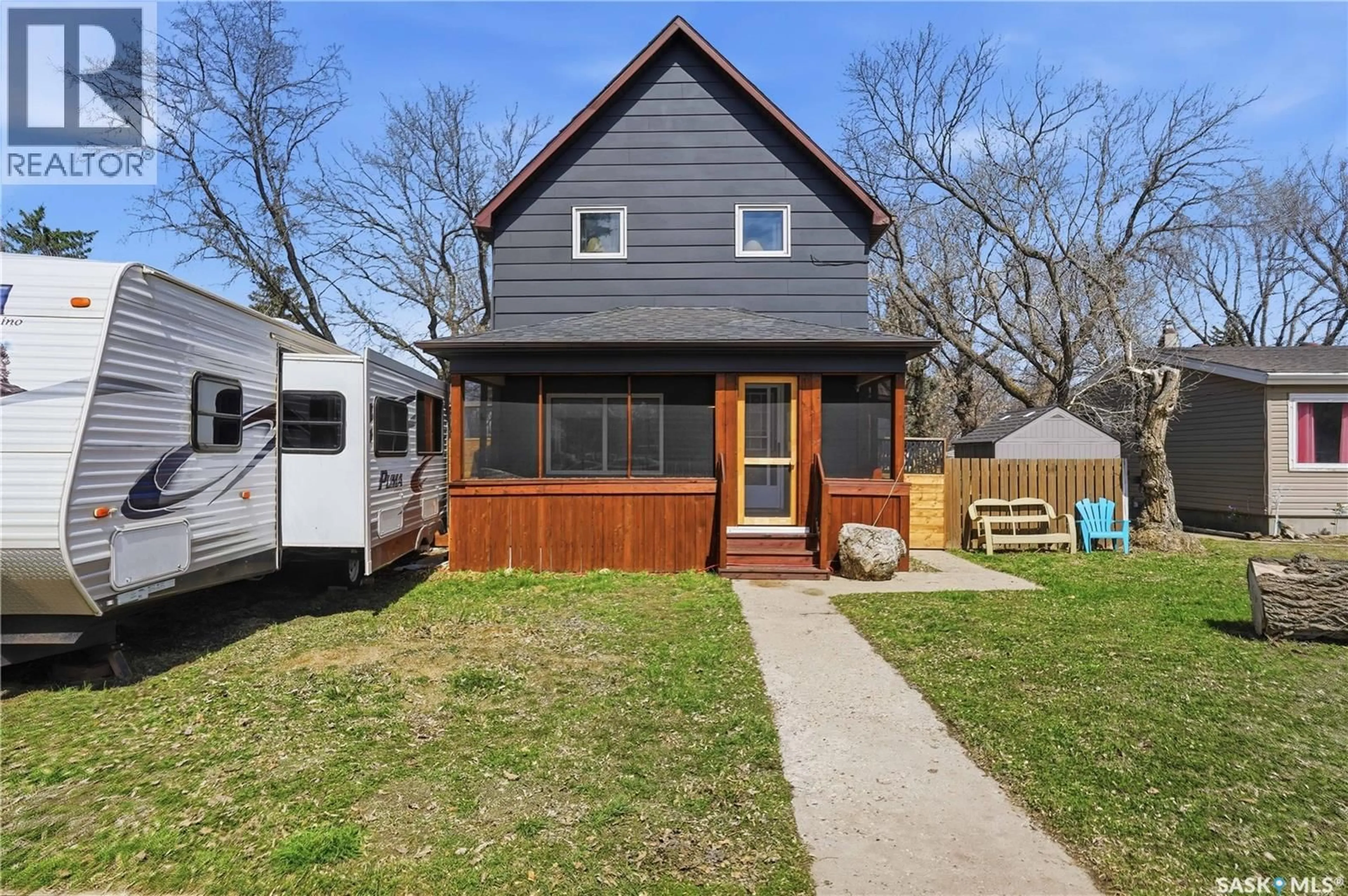 Home with vinyl exterior material, street for 56 IROQUOIS STREET, Moose Jaw Saskatchewan S6H5A5