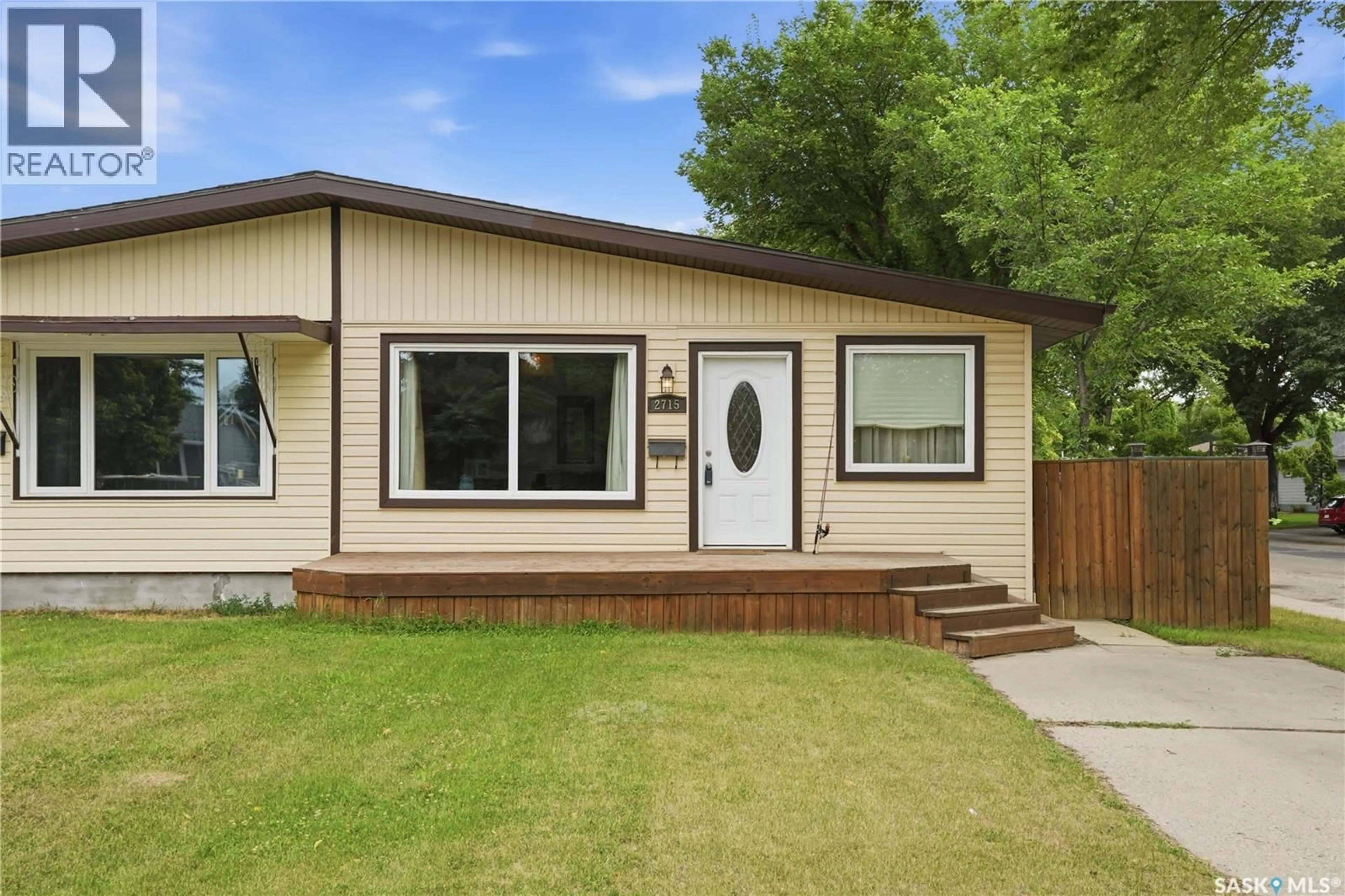 Home with vinyl exterior material, street for 2715 ARLINGTON AVENUE, Saskatoon Saskatchewan S7J2J5
