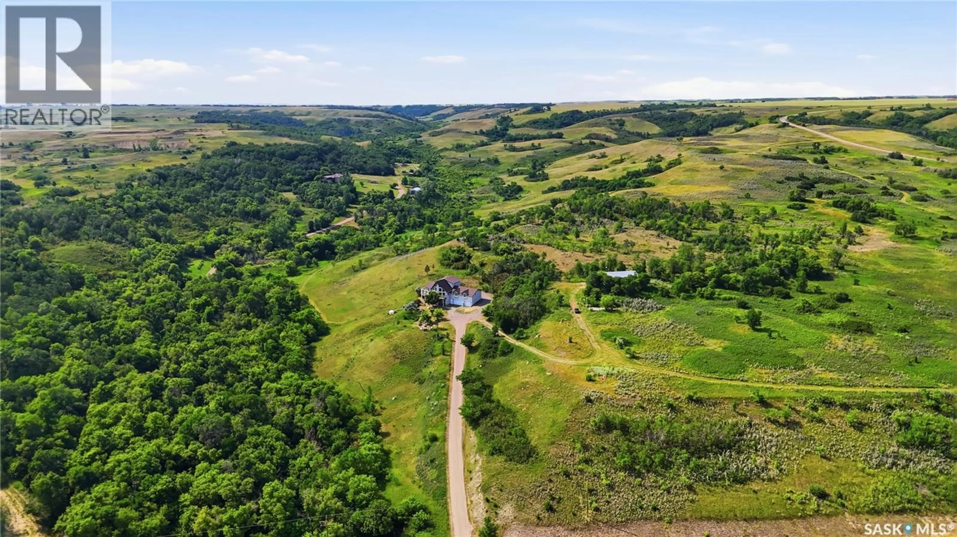 A pic from outside/outdoor area/front of a property/back of a property/a pic from drone, unknown for THE LAND, Longlaketon Rm No. 219 Saskatchewan S0G0W0