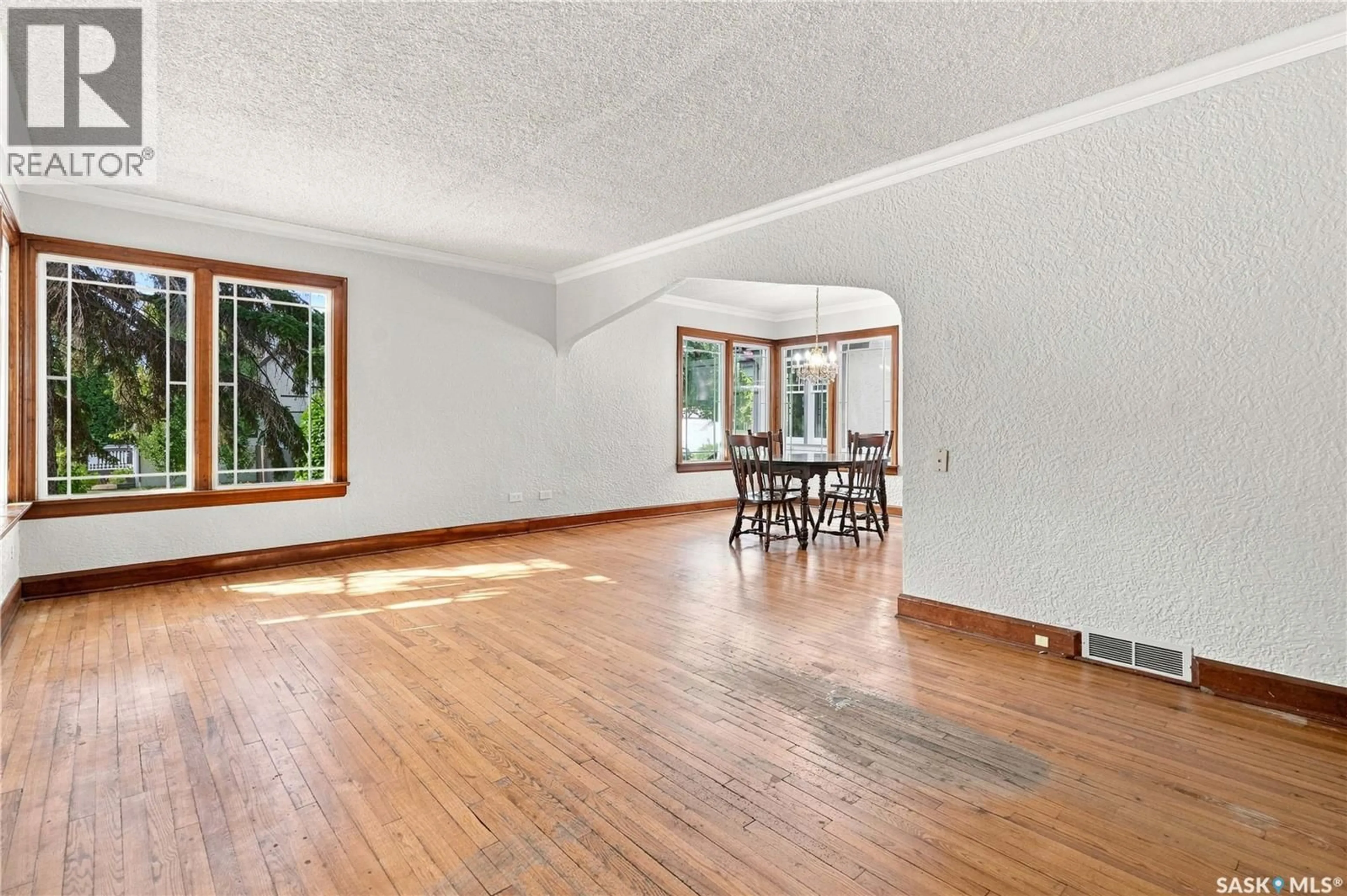 A pic of a room for 3200 COLLEGE AVENUE, Regina Saskatchewan S4T1V9