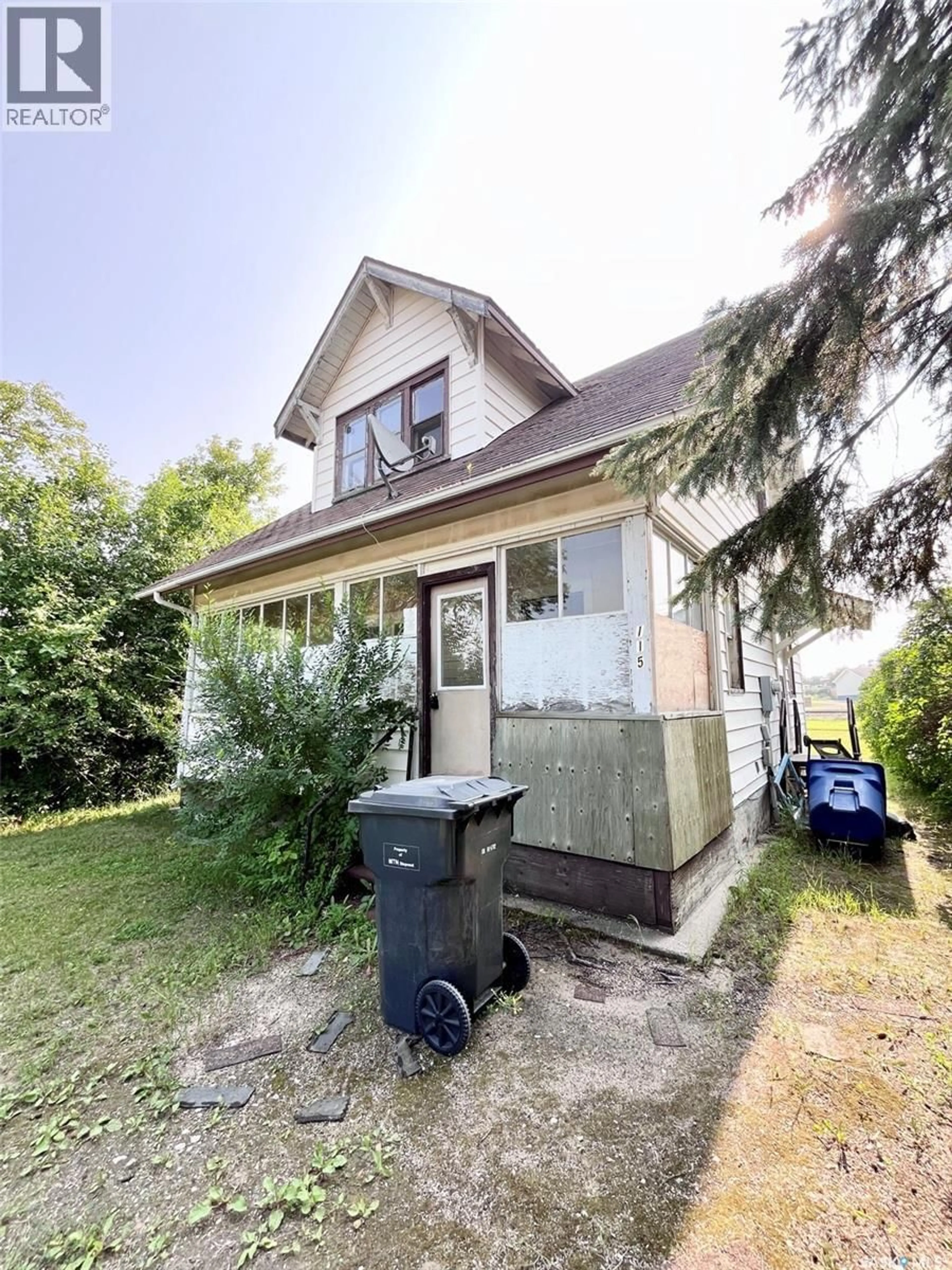 Unknown for 115 KINGSWAY DRIVE, Nipawin Saskatchewan S0E1E0