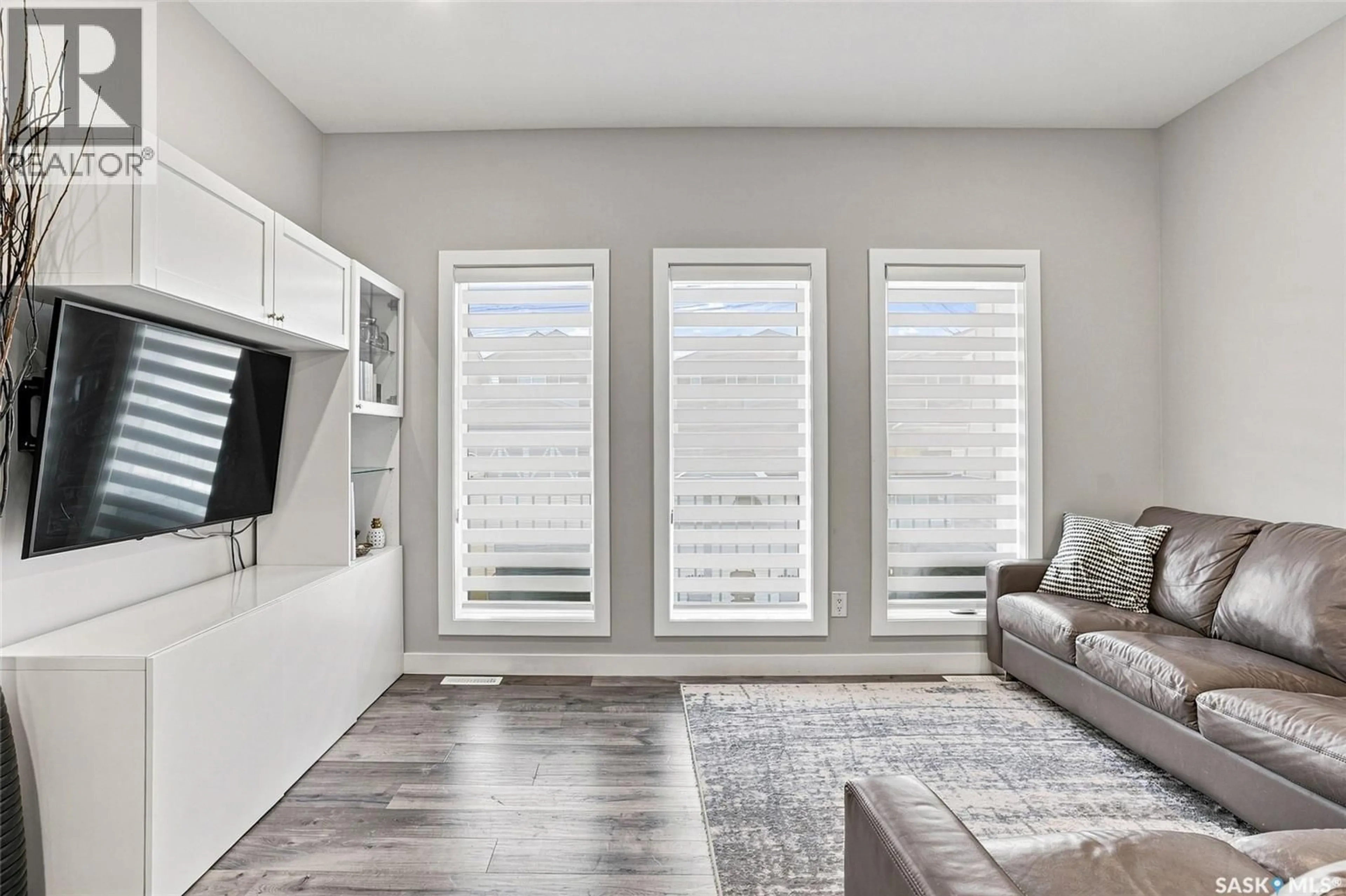 Unknown for 222 DUBOIS CRESCENT, Saskatoon Saskatchewan S7V0R3