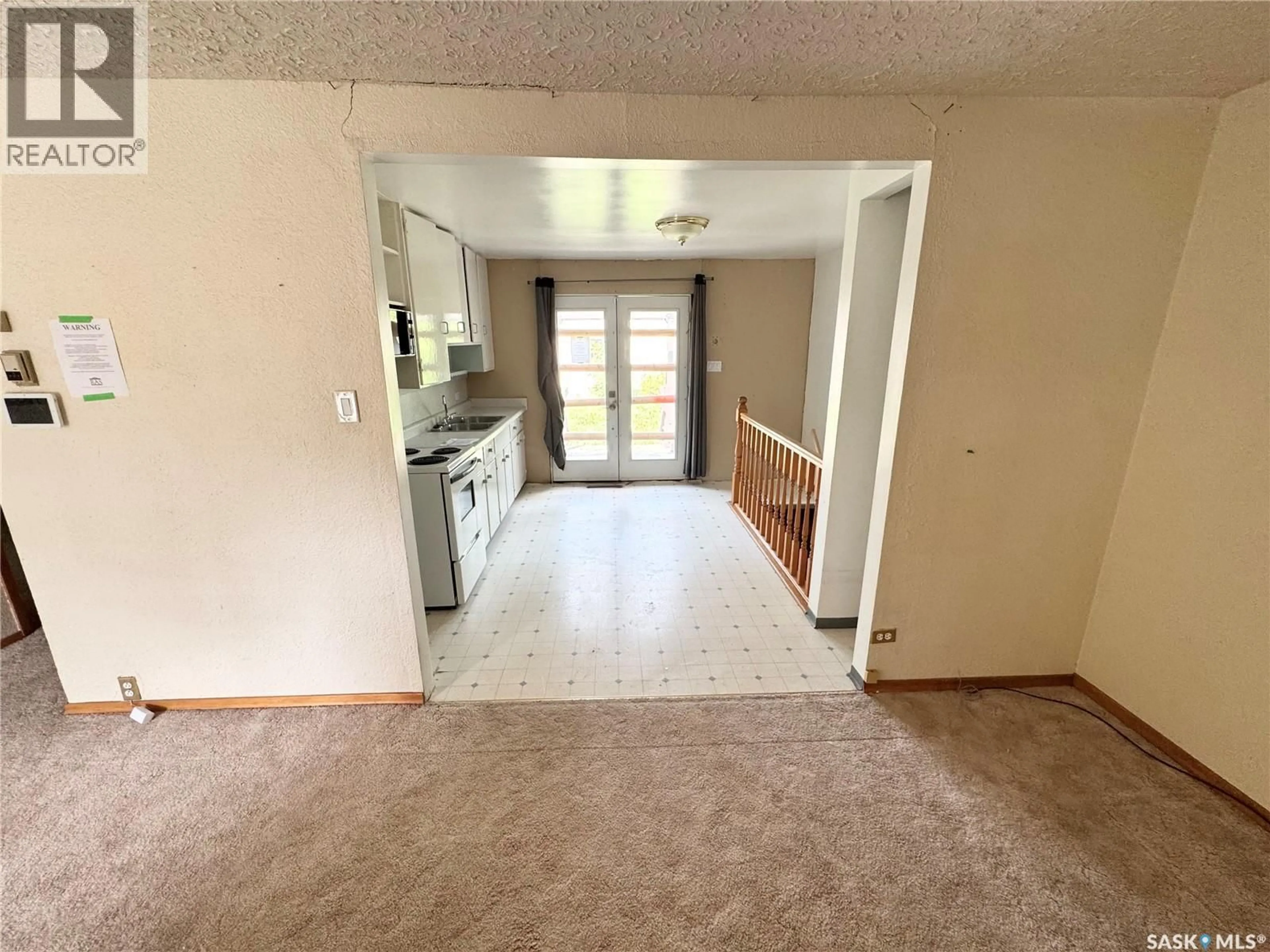 A pic of a room for 4006 4TH AVENUE, Regina Saskatchewan S4R0V9
